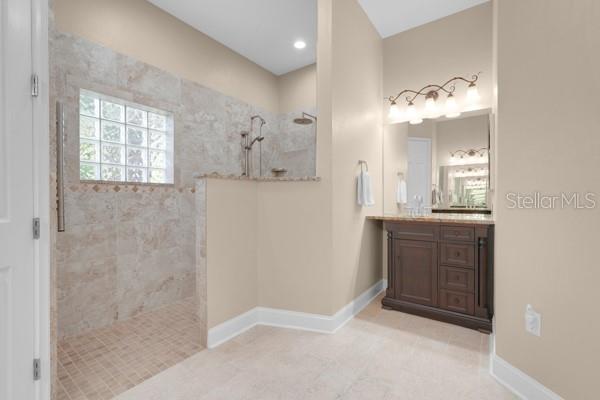 Image 26 of 44 For 26008 Gaspar Court