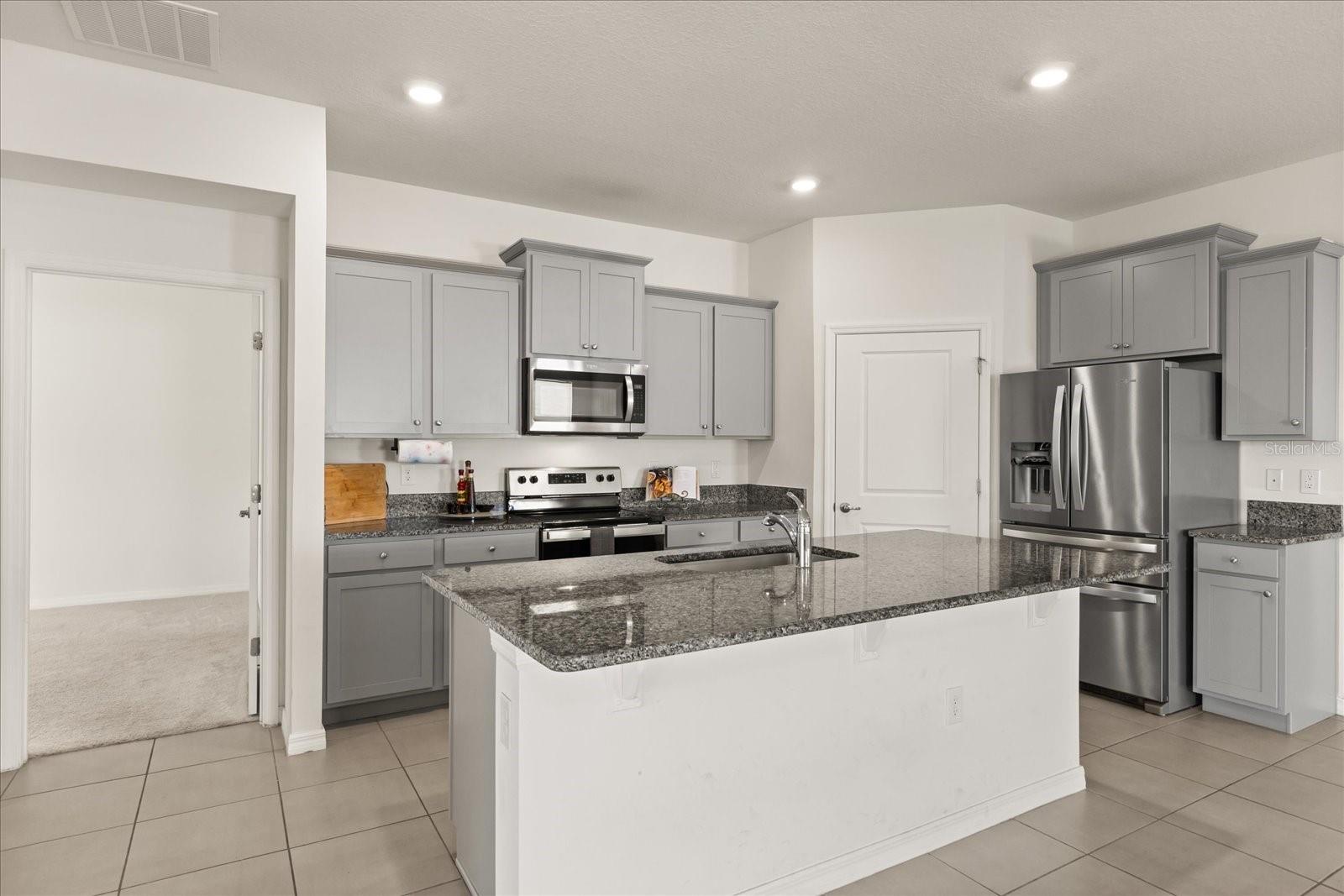 Image 6 of 29 For 8104 Penrose Place