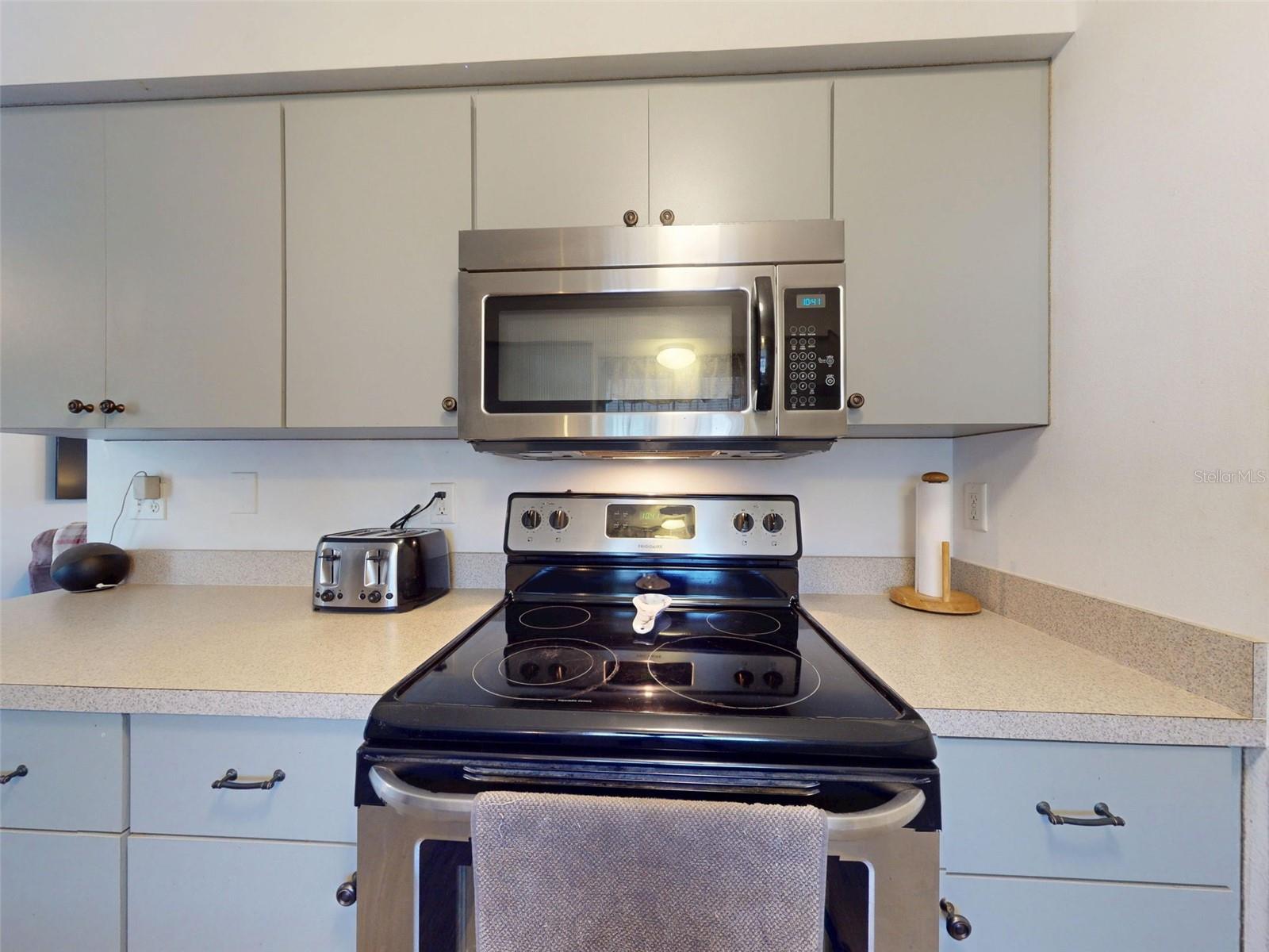 Image 15 of 76 For 35805 Dawn Drive