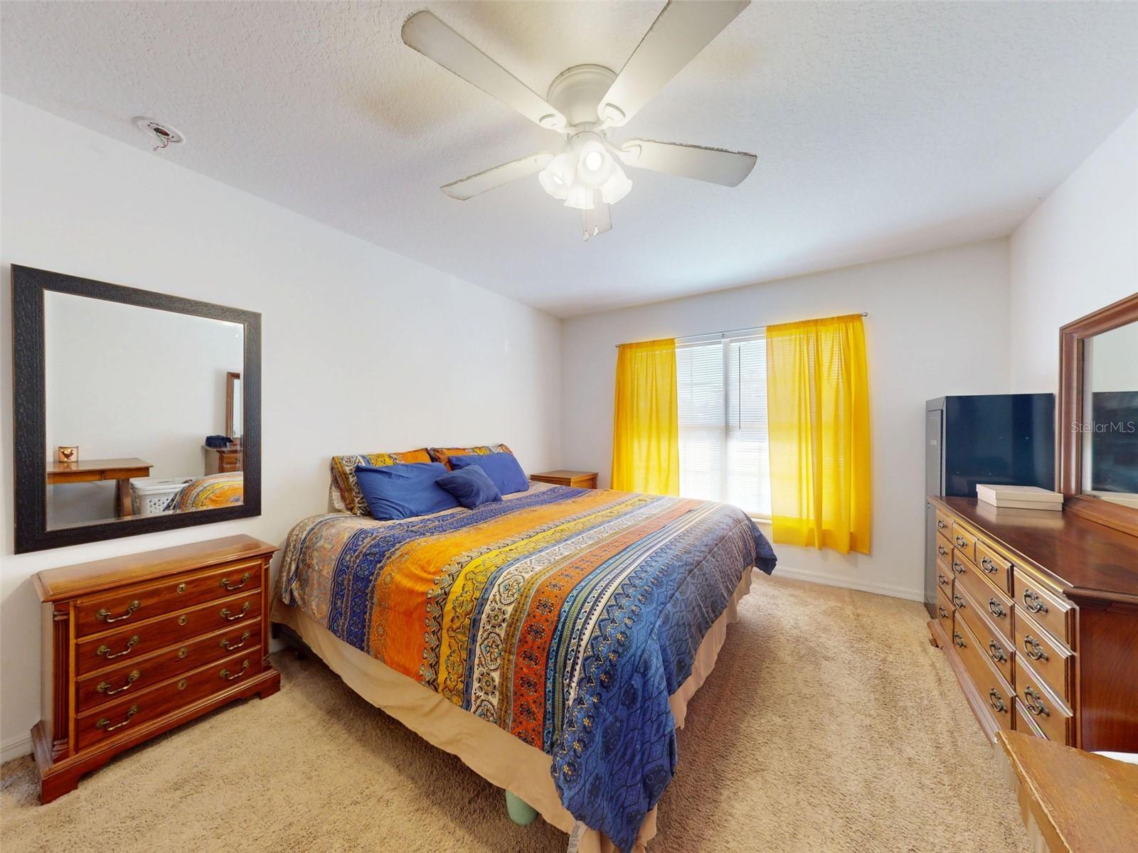 Image 24 of 76 For 35805 Dawn Drive