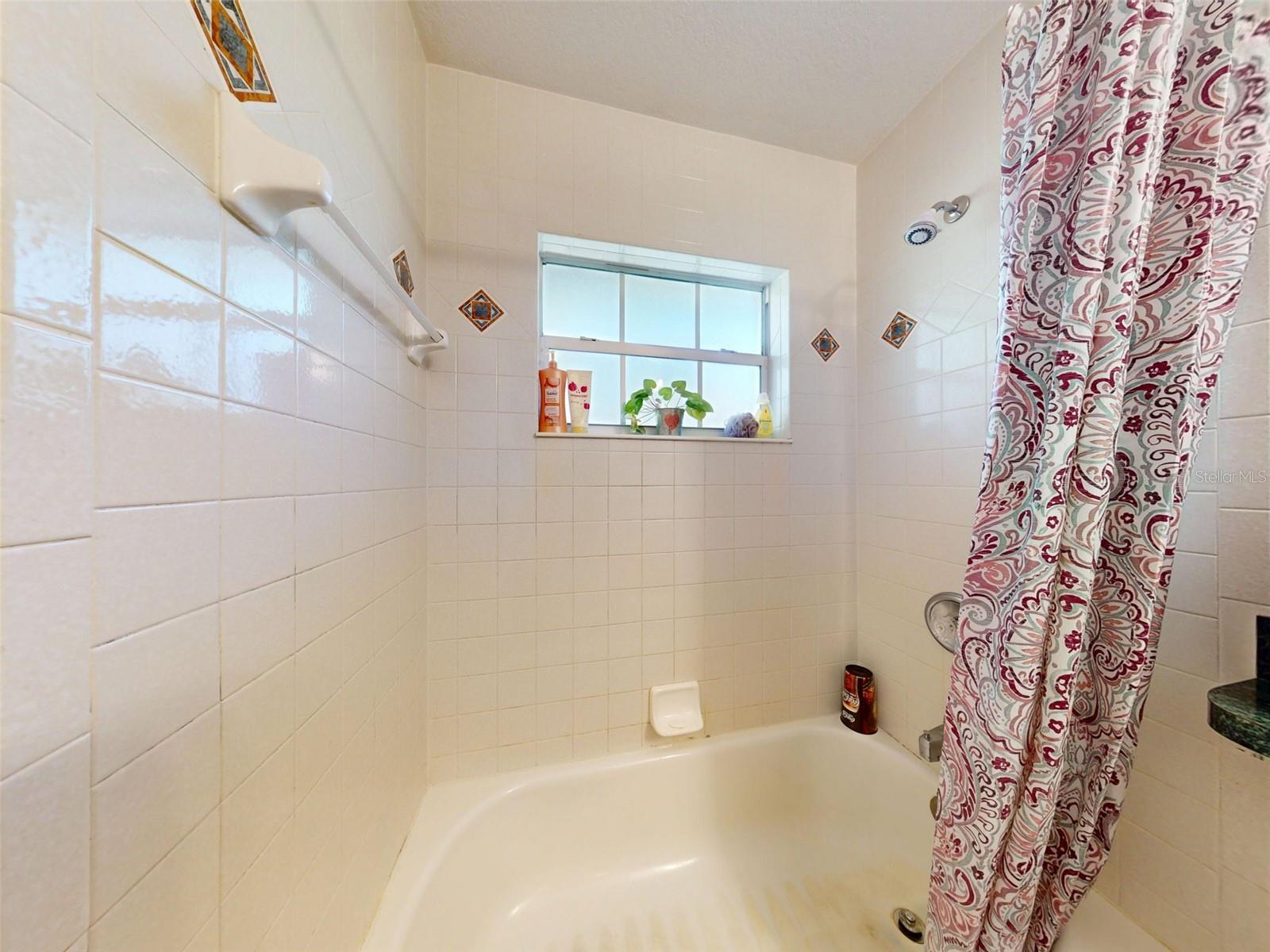 Image 34 of 76 For 35805 Dawn Drive