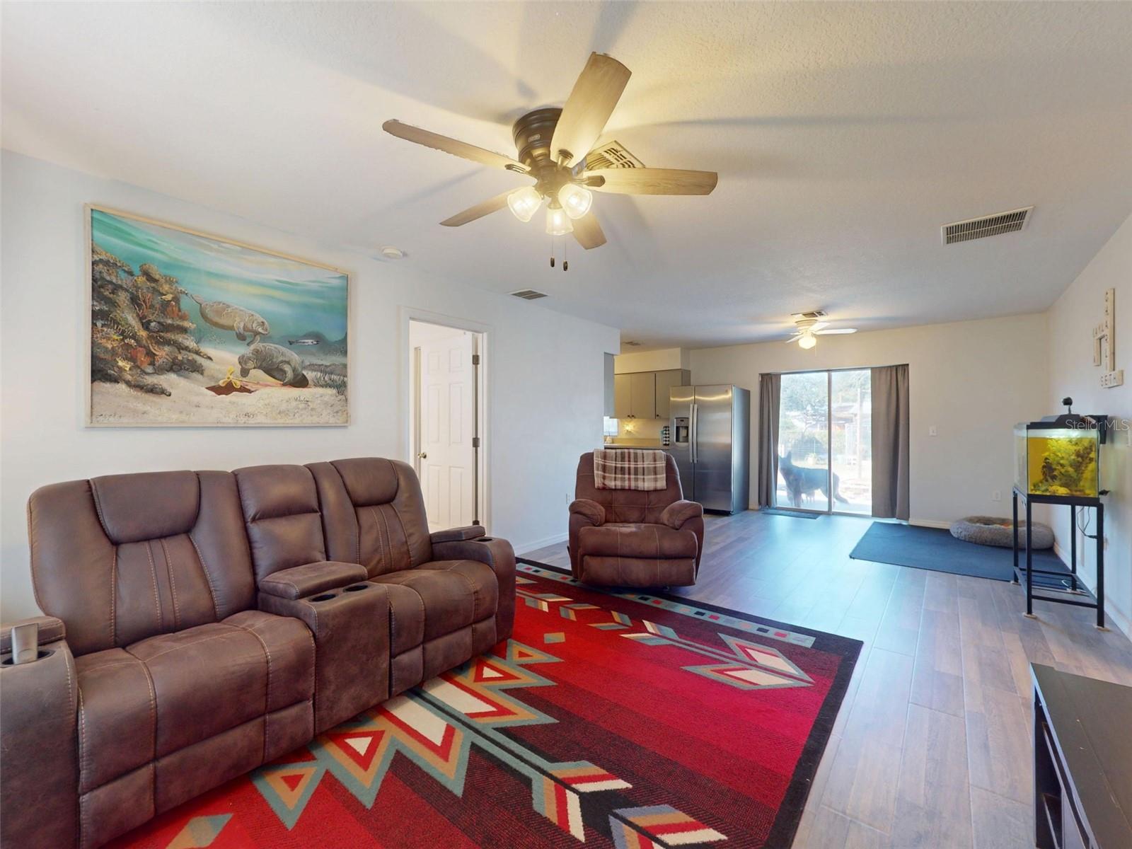 Image 4 of 76 For 35805 Dawn Drive