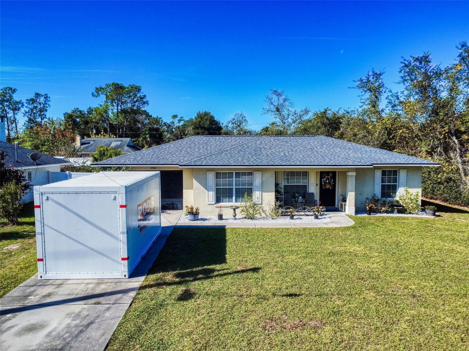 Image 40 of 76 For 35805 Dawn Drive