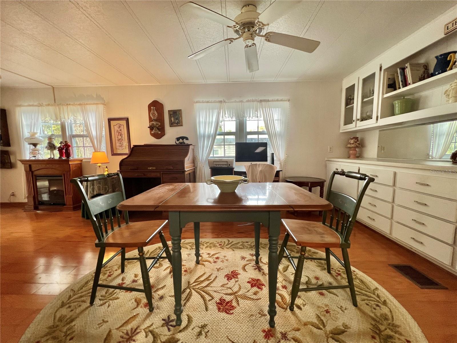 Image 30 of 83 For 127 Royal Palm Drive