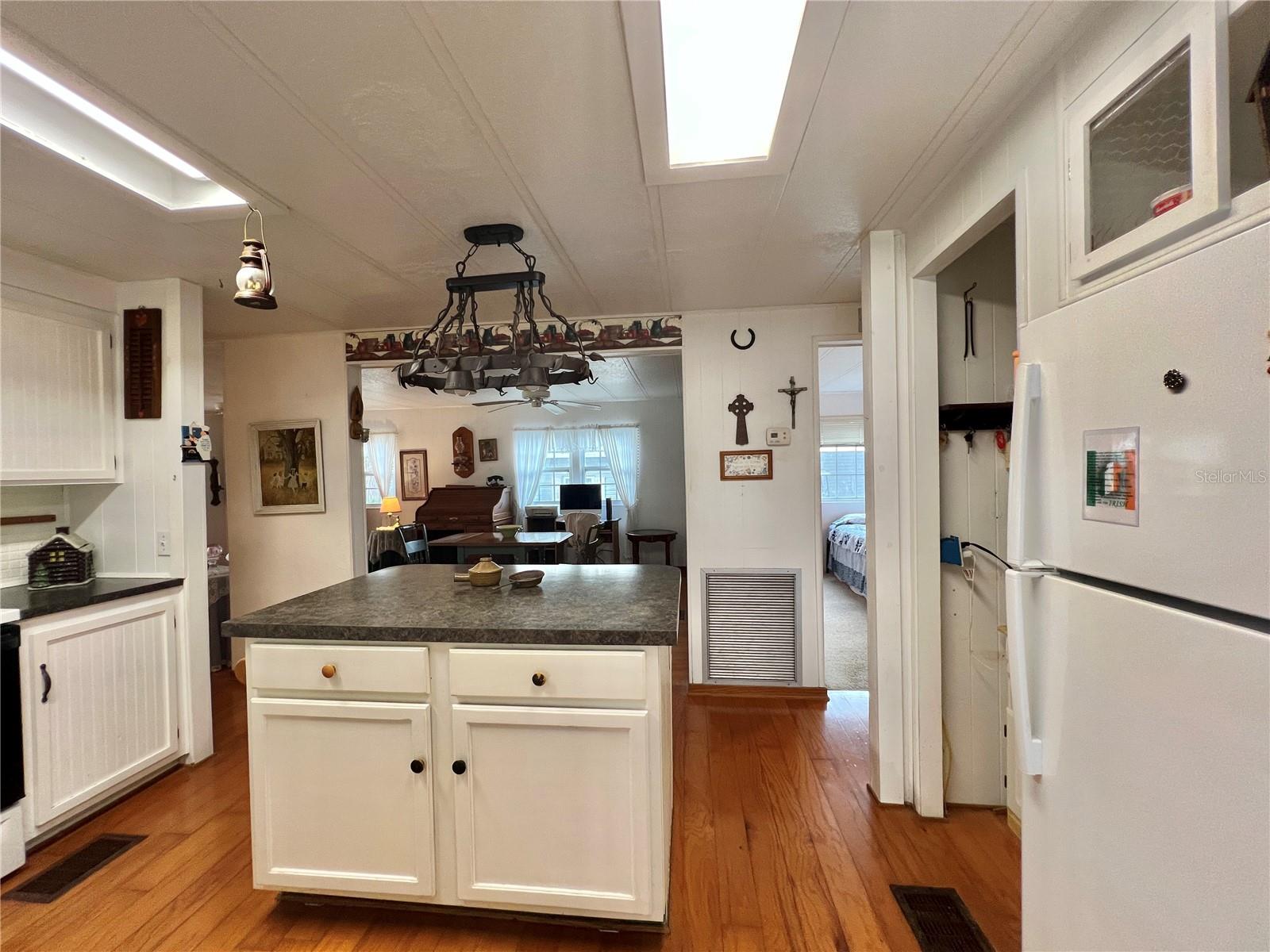 Image 32 of 83 For 127 Royal Palm Drive