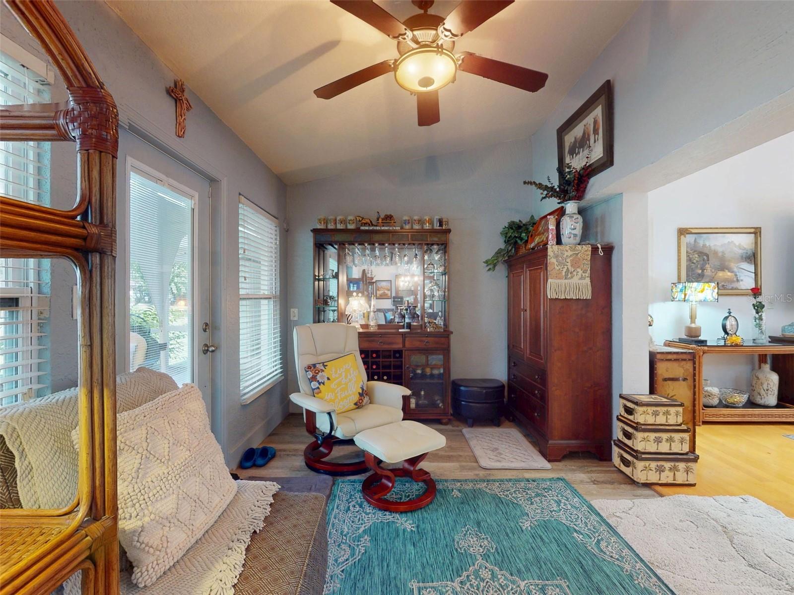 Image 13 of 83 For 2533 Chivalry Court