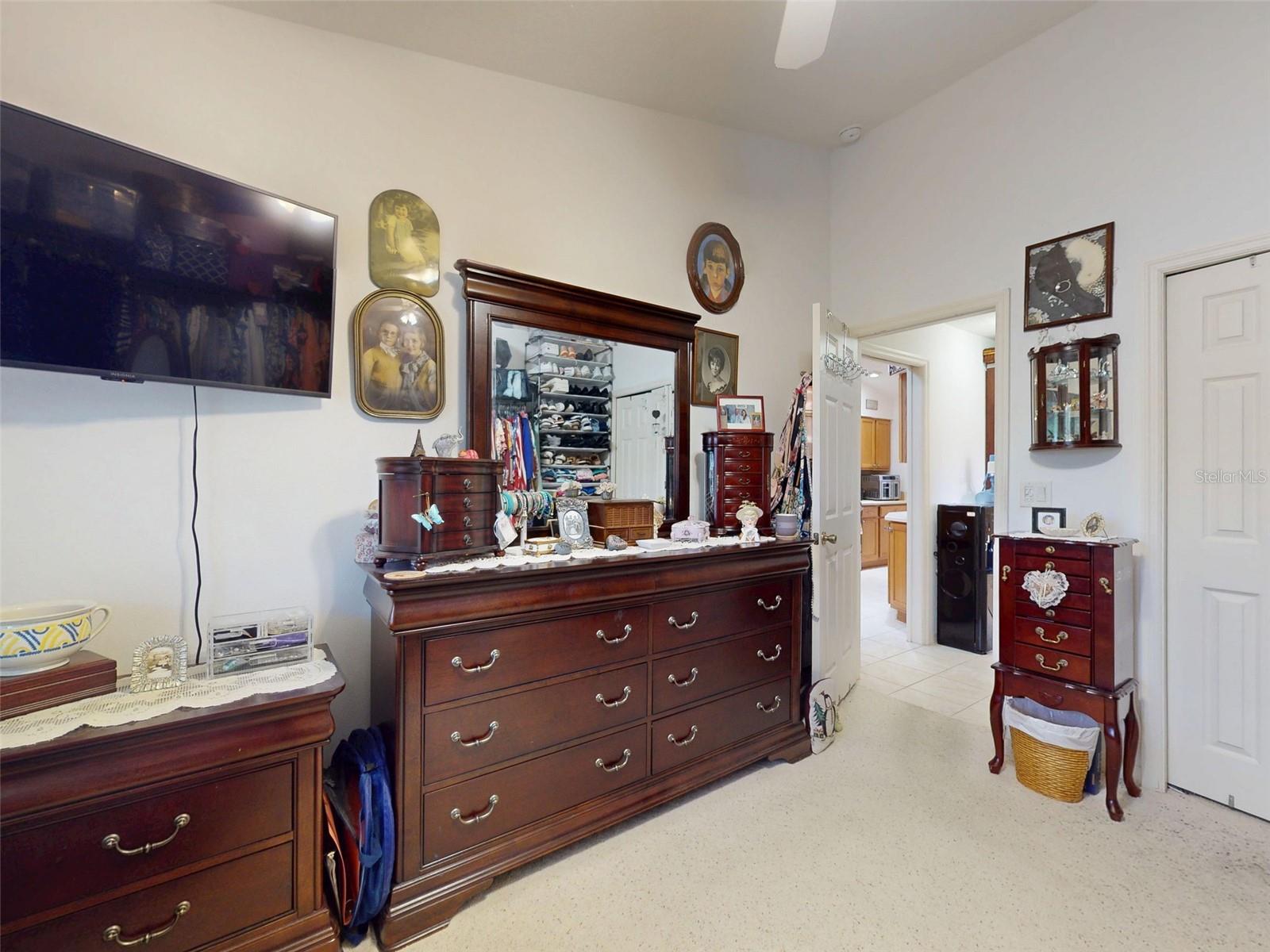 Image 31 of 83 For 2533 Chivalry Court