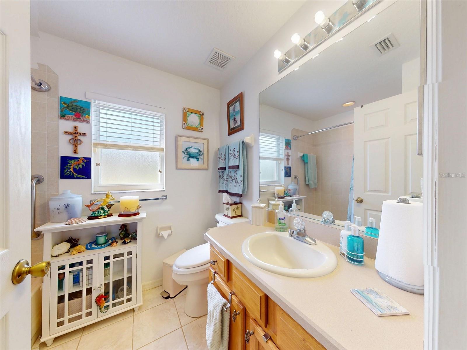 Image 32 of 83 For 2533 Chivalry Court