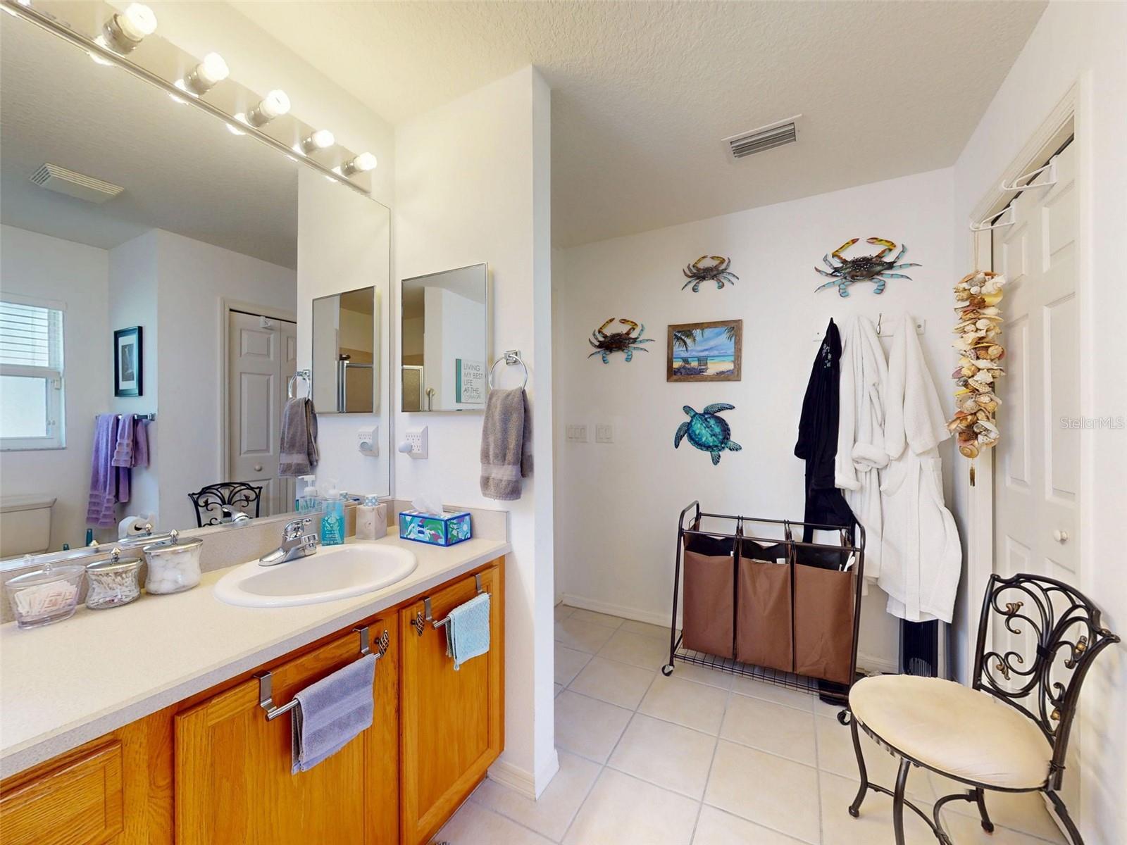 Image 44 of 83 For 2533 Chivalry Court