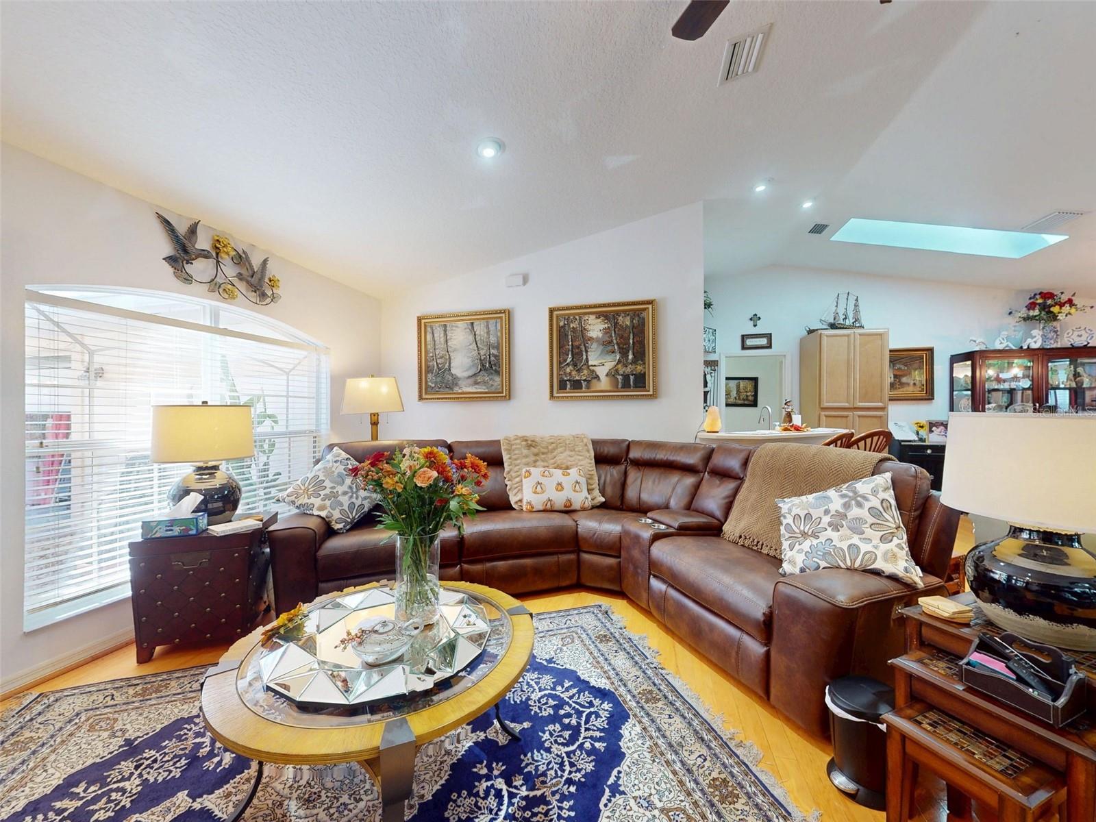 Image 6 of 83 For 2533 Chivalry Court