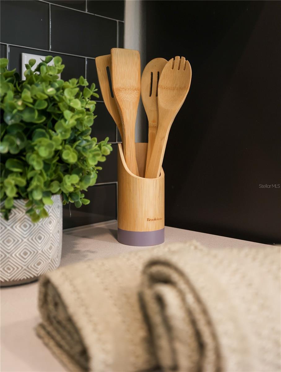 Image 18 of 57 For 3180 Paradox Circle  106