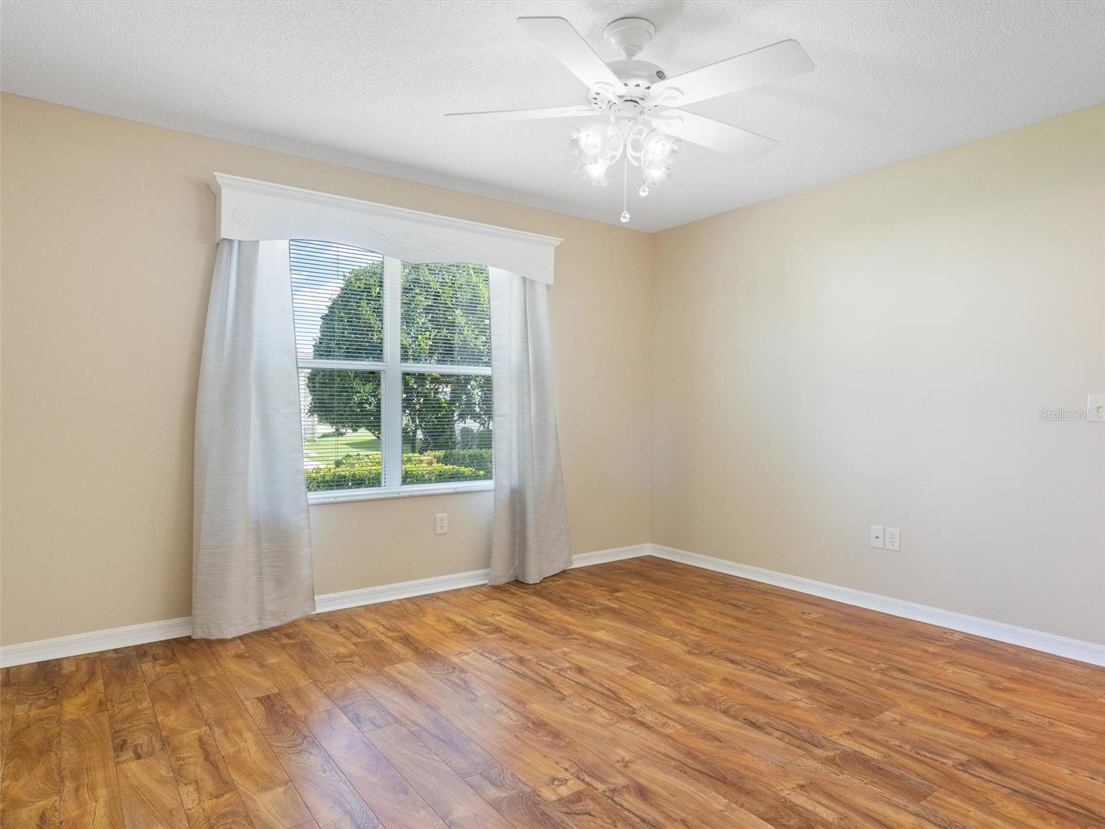 Image 25 of 29 For 2461 Due West Drive