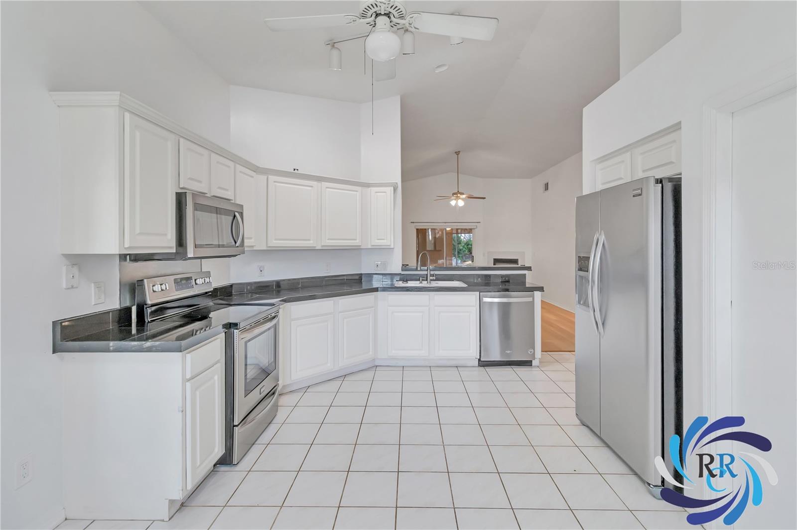 Image 14 of 43 For 1131 Lake Elsie Drive