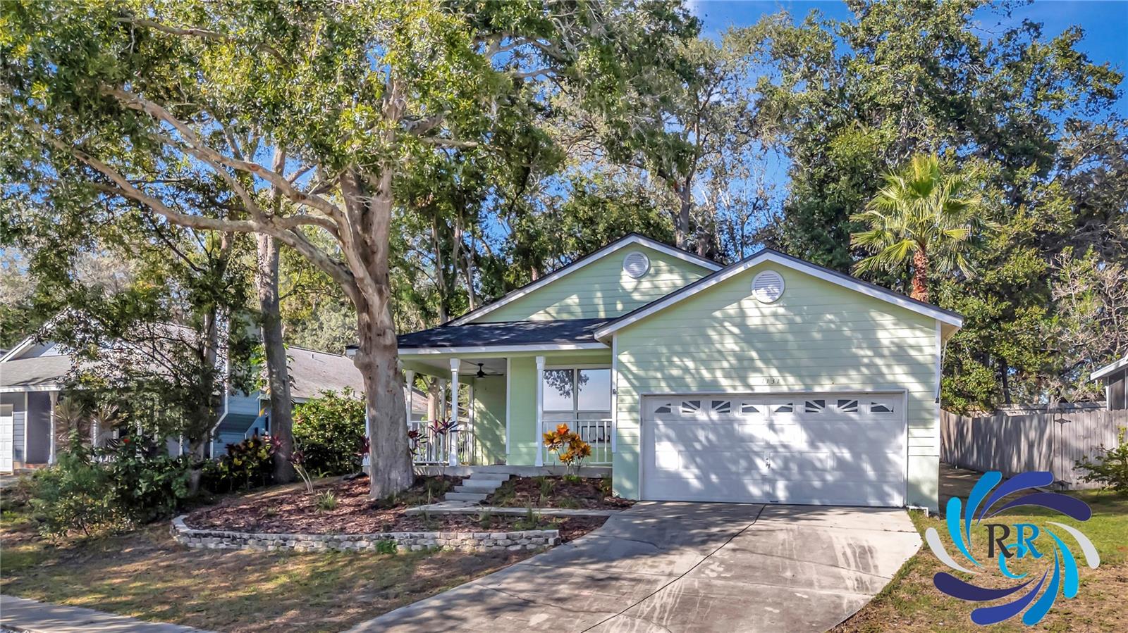 Image 35 of 43 For 1131 Lake Elsie Drive