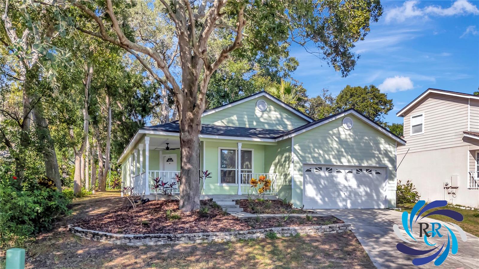 Image 36 of 43 For 1131 Lake Elsie Drive