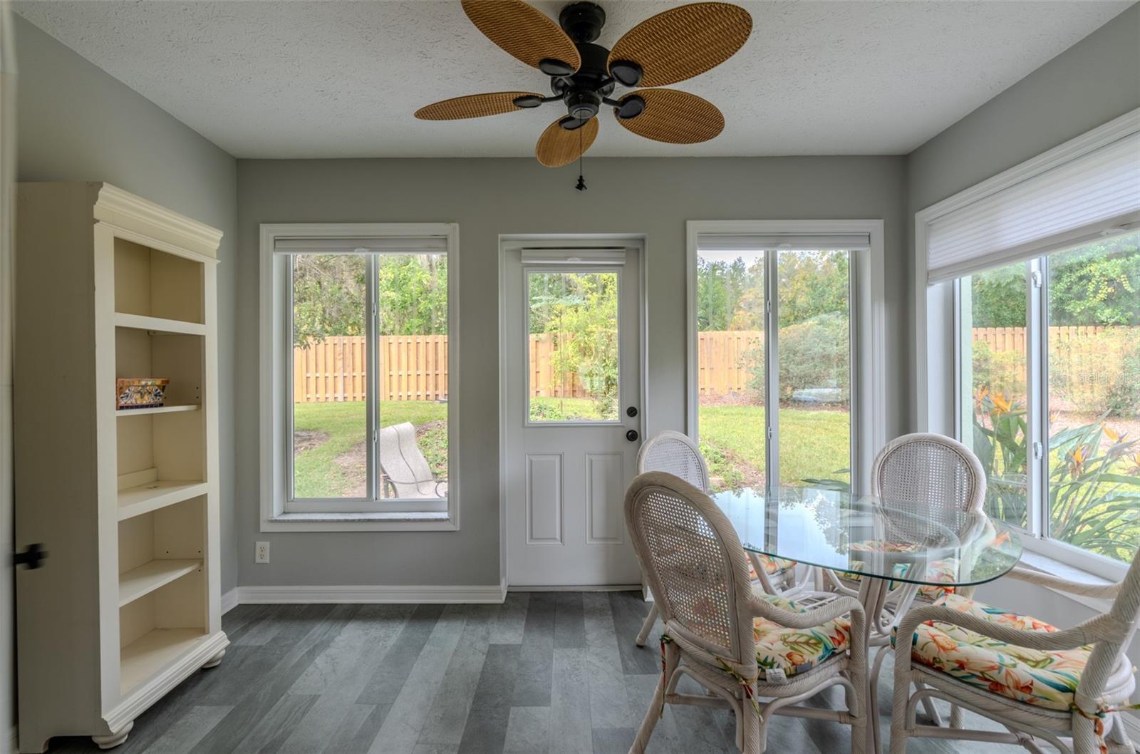 Image 18 of 40 For 747 Inverie Drive