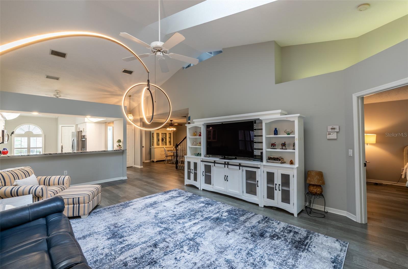 Image 4 of 40 For 747 Inverie Drive