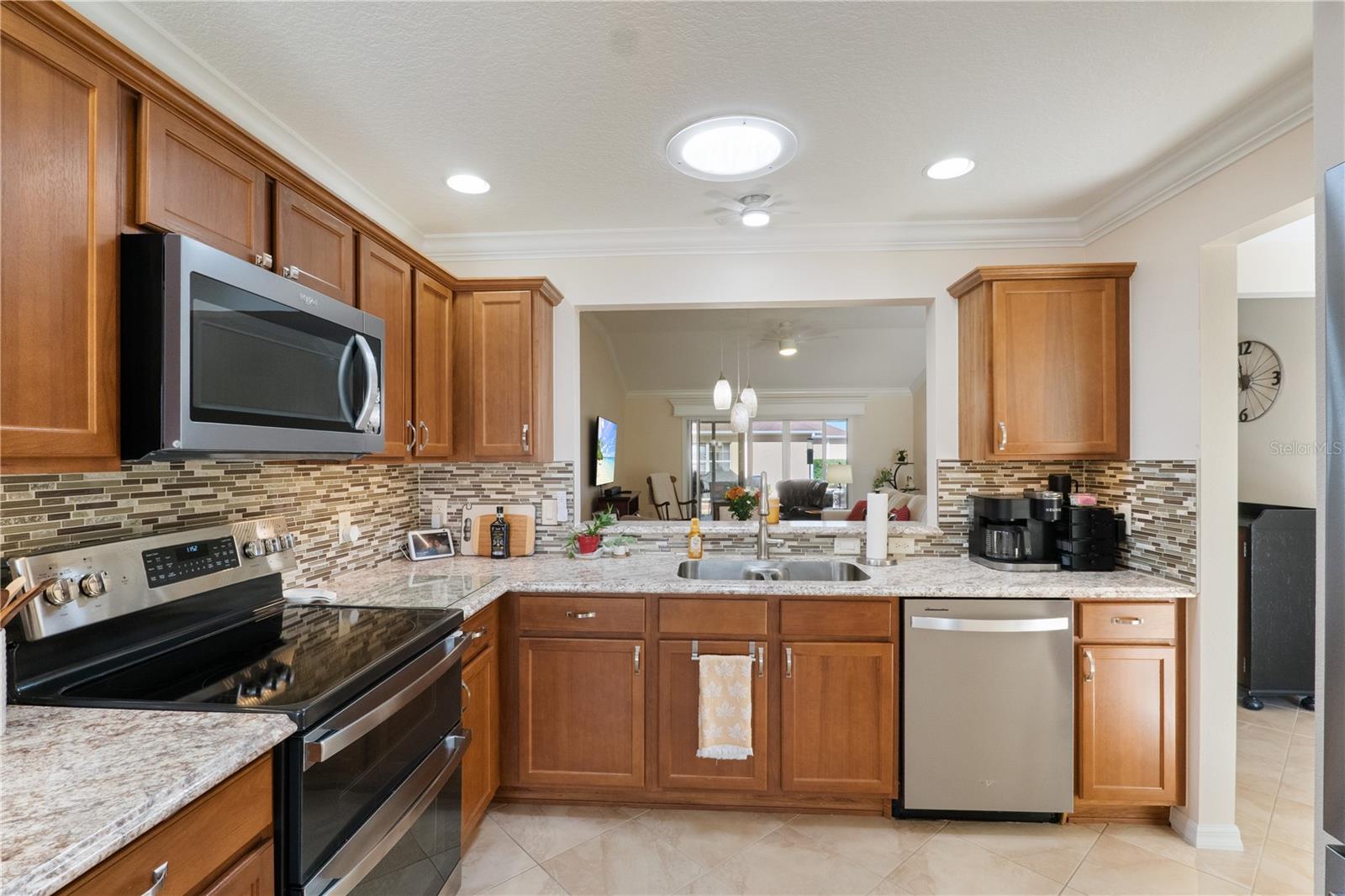 Image 16 of 38 For 512 Ainsworth Circle