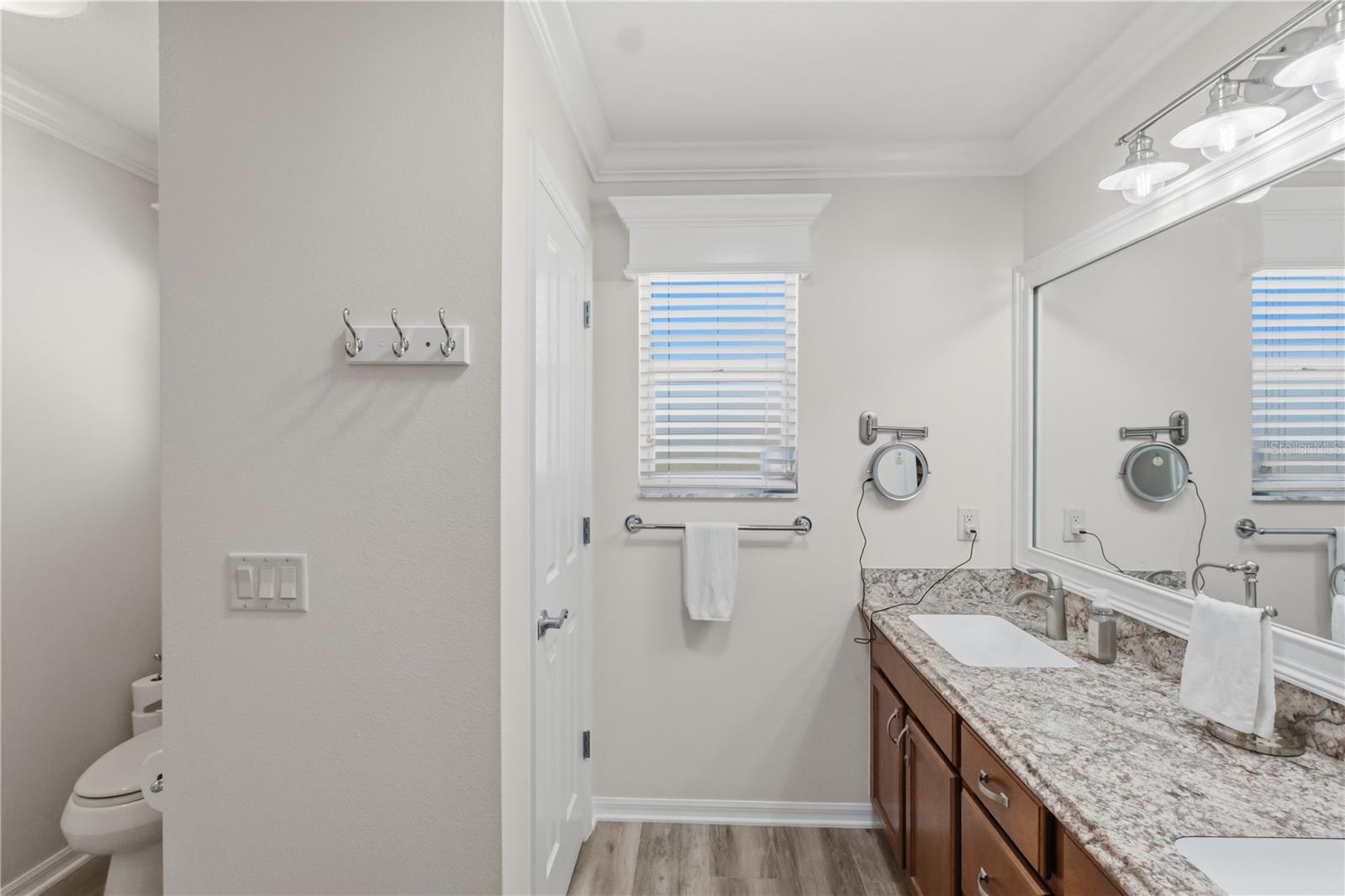 Image 21 of 38 For 512 Ainsworth Circle