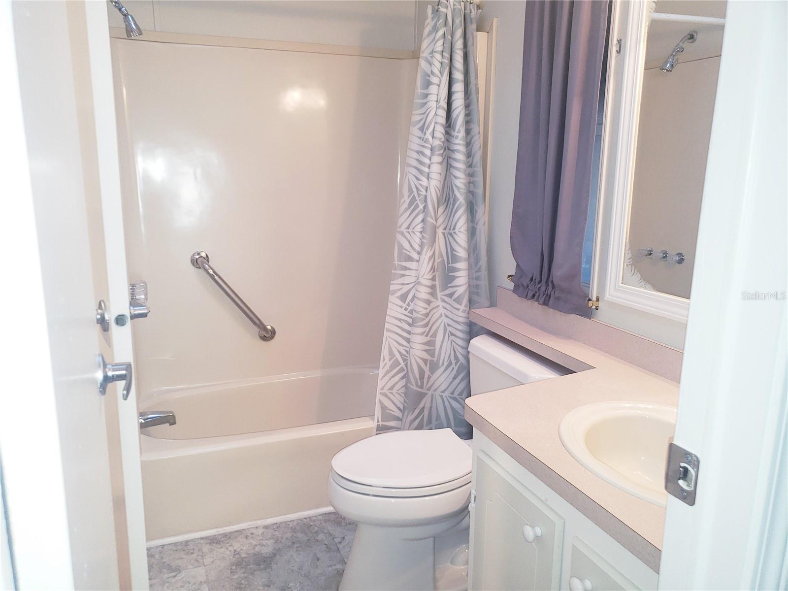 Image 27 of 41 For 25533 Belle Helene