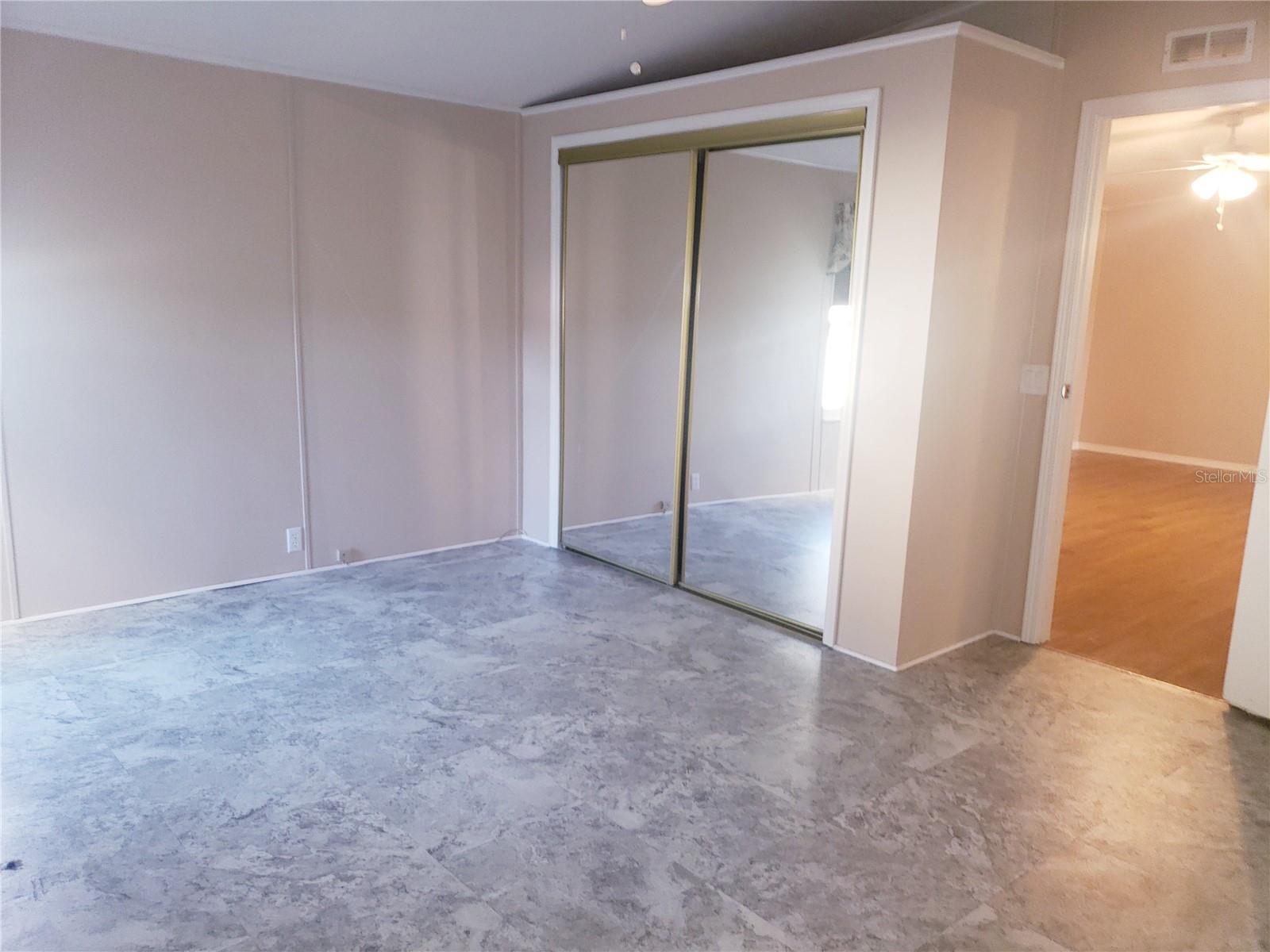 Image 28 of 41 For 25533 Belle Helene