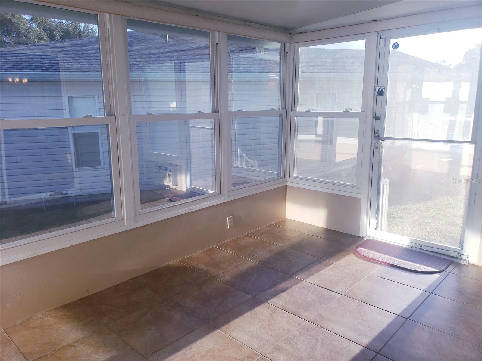 Image 39 of 41 For 25533 Belle Helene