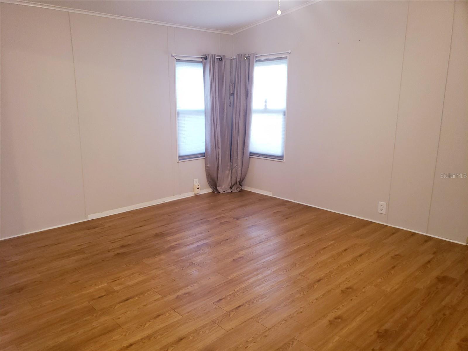 Image 8 of 41 For 25533 Belle Helene