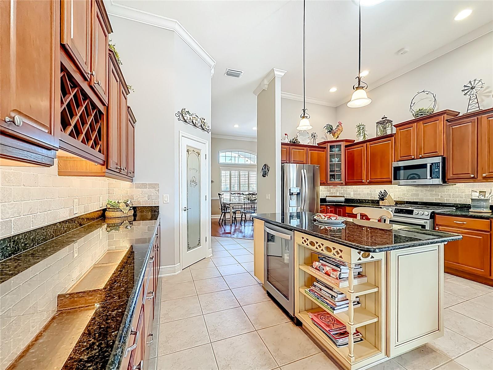 Image 24 of 97 For 1142 Noble Way