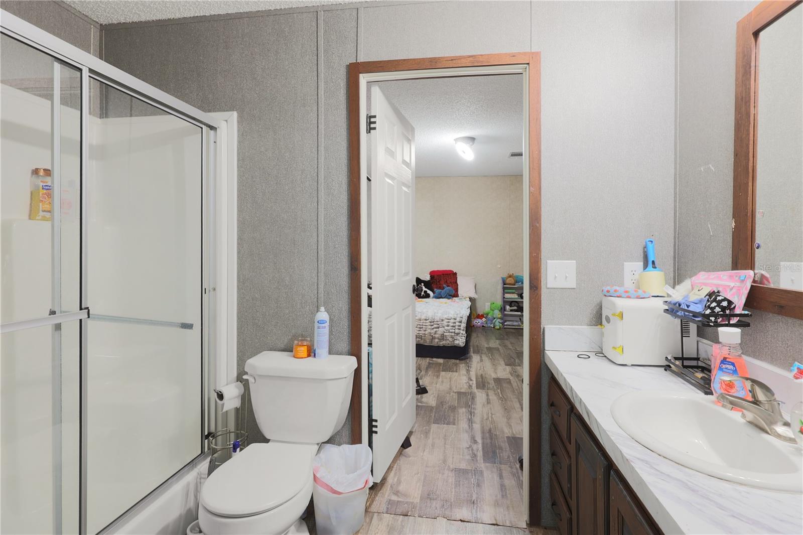 Image 12 of 19 For 177 Elm Street