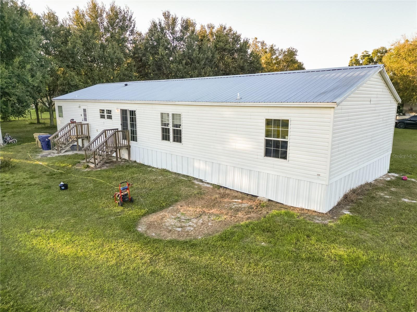 Image 16 of 19 For 177 Elm Street