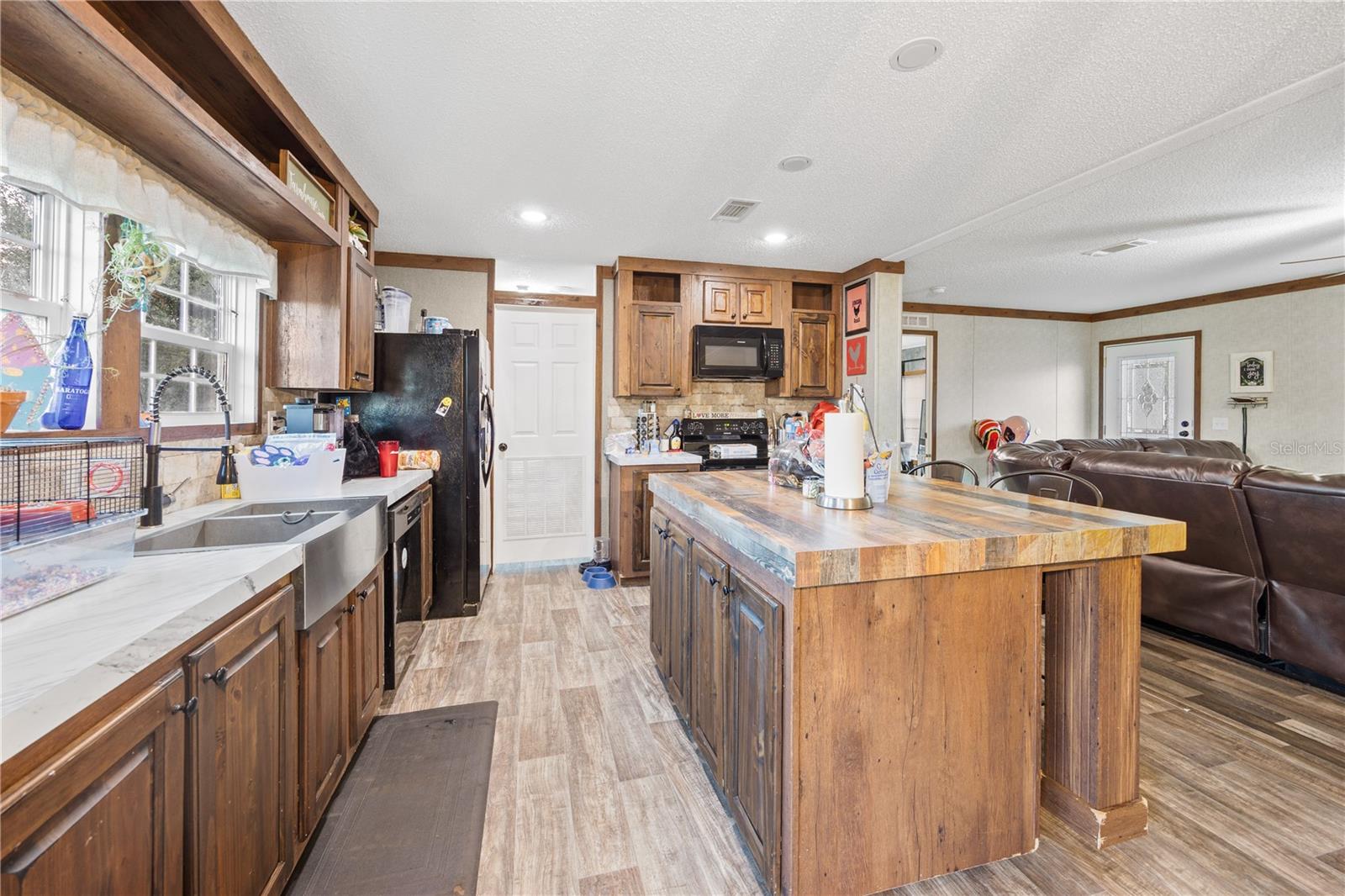 Image 5 of 19 For 177 Elm Street