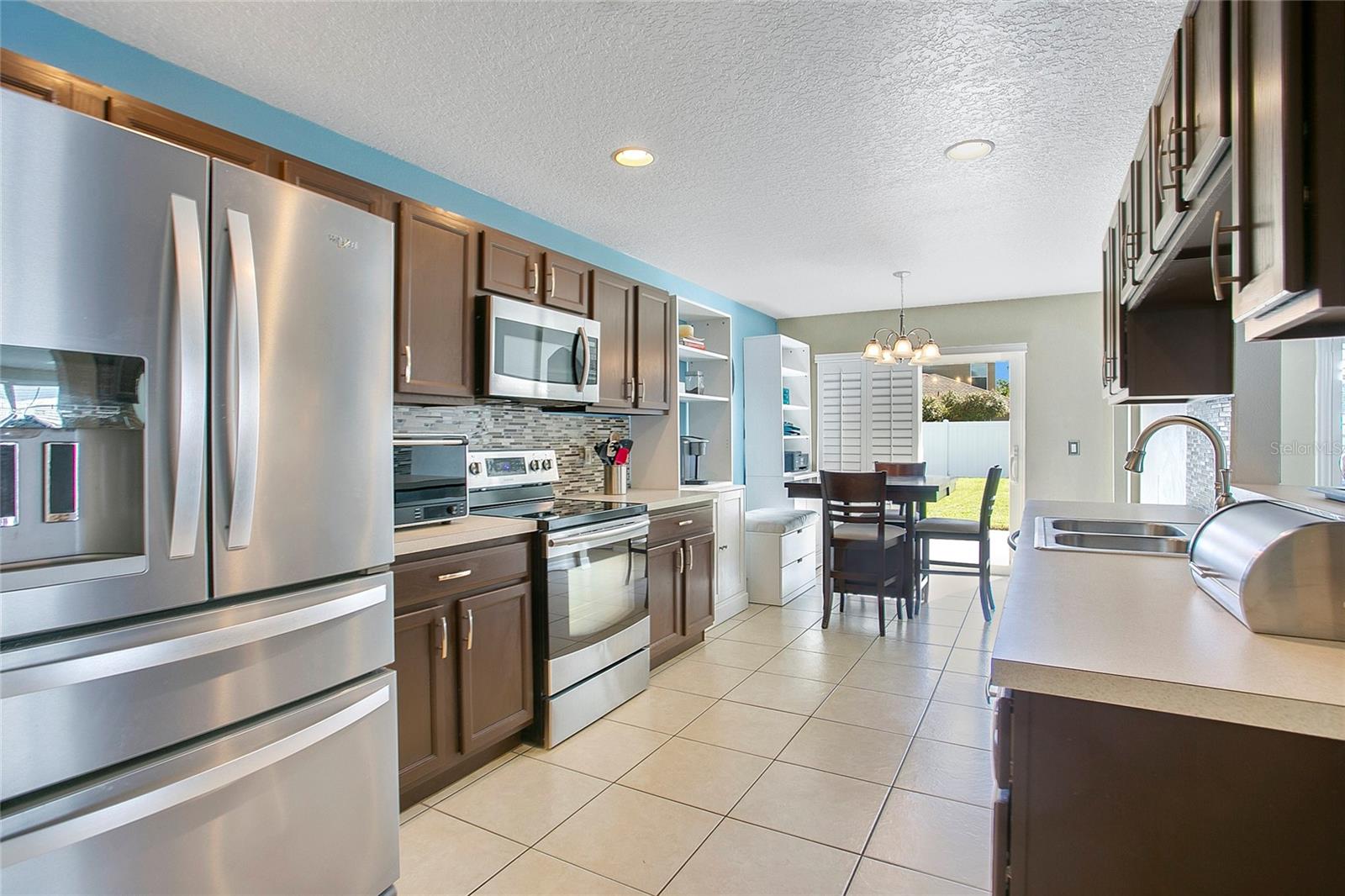 Image 11 of 38 For 1922 Sherbourne Street