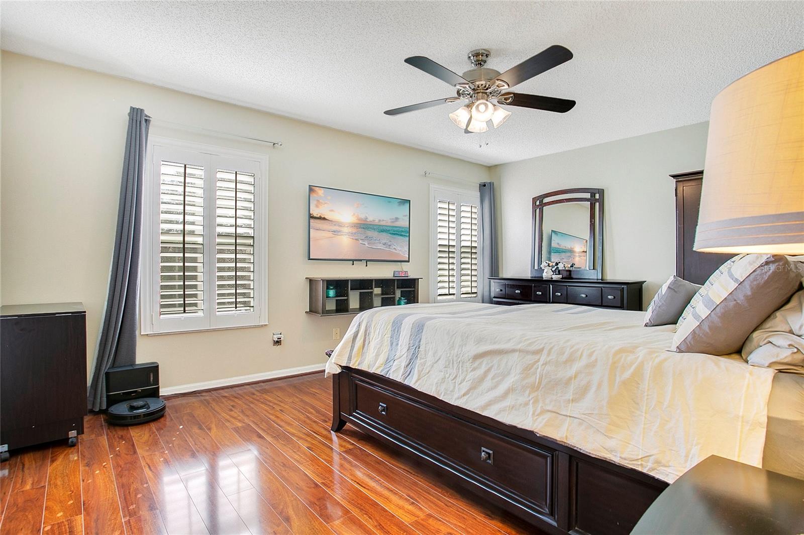 Image 13 of 38 For 1922 Sherbourne Street