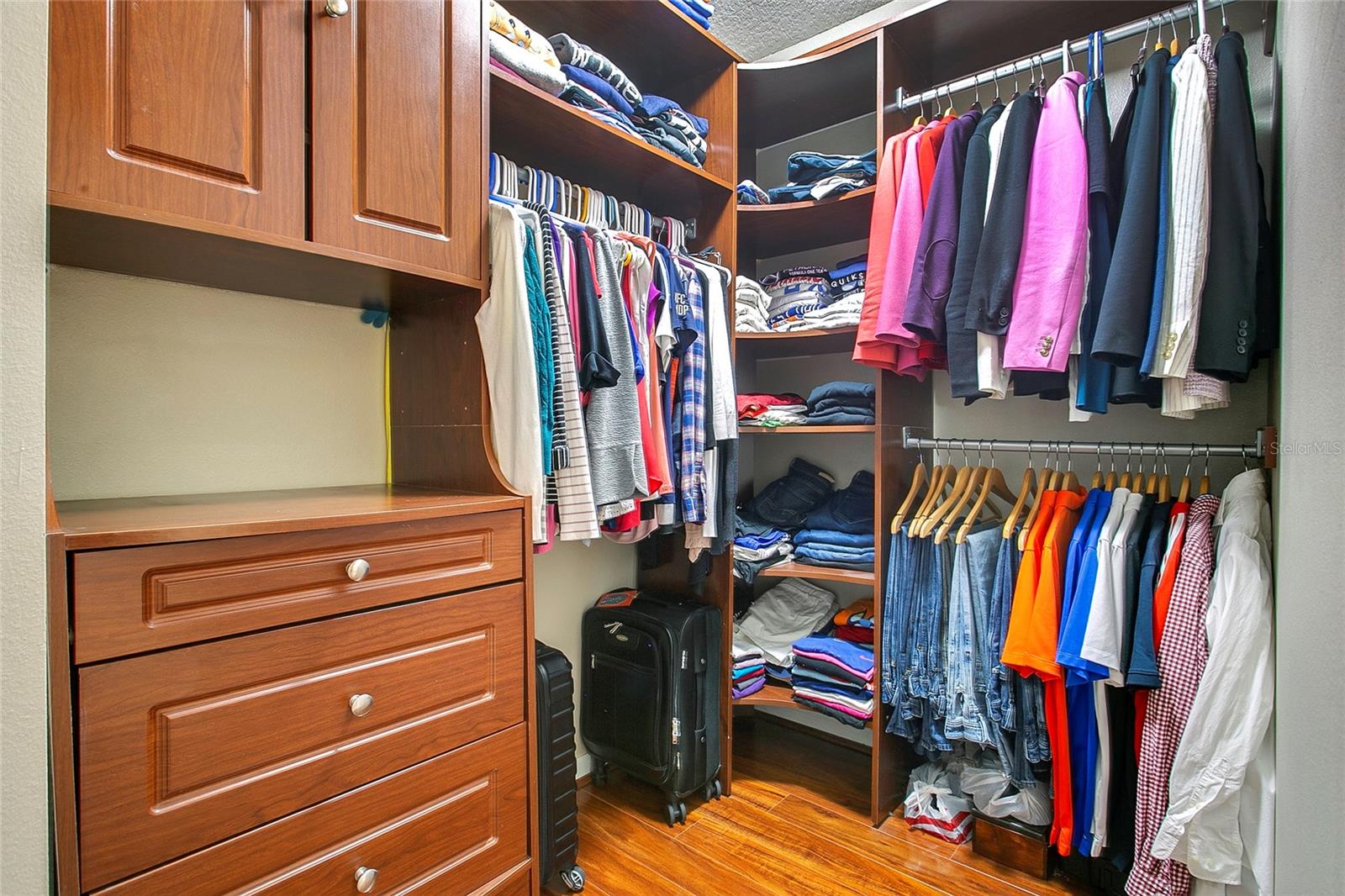 Image 17 of 38 For 1922 Sherbourne Street