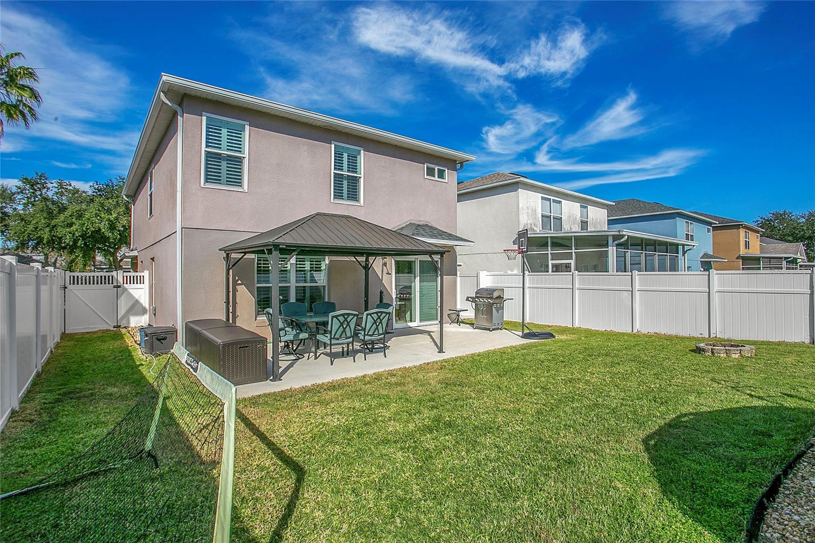 Image 26 of 38 For 1922 Sherbourne Street