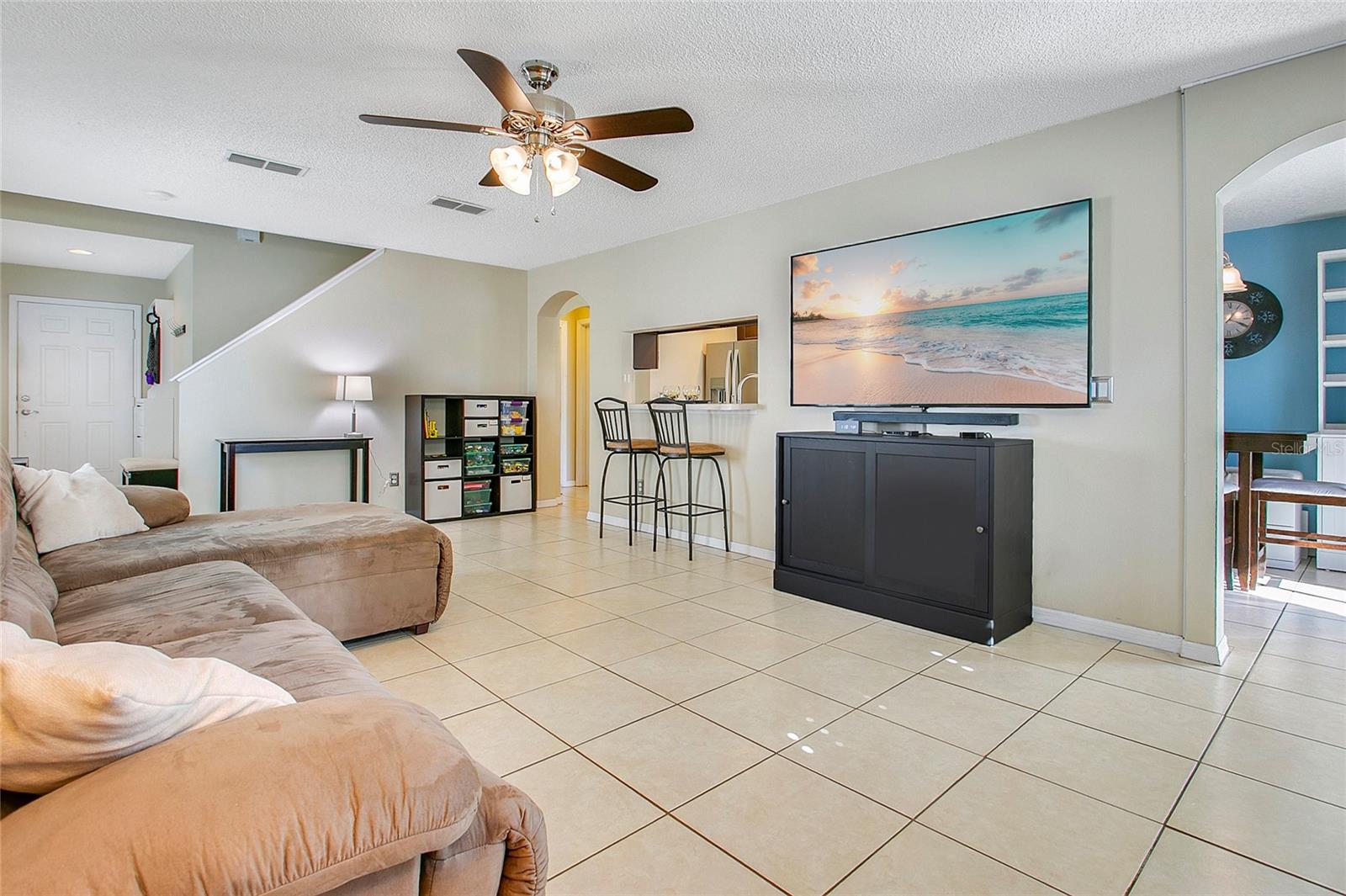 Image 4 of 38 For 1922 Sherbourne Street