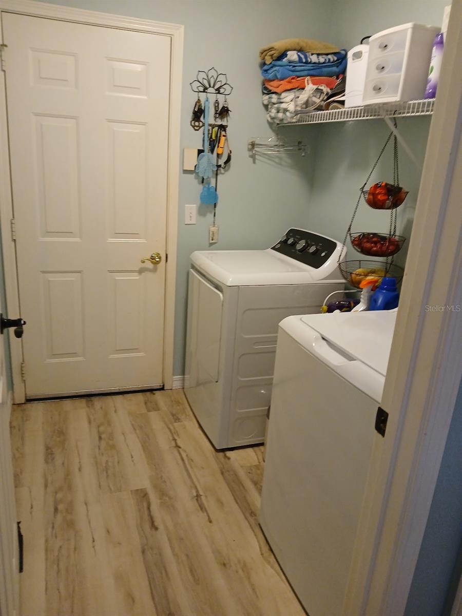 Image 18 of 31 For 10524 Innisbrook Drive