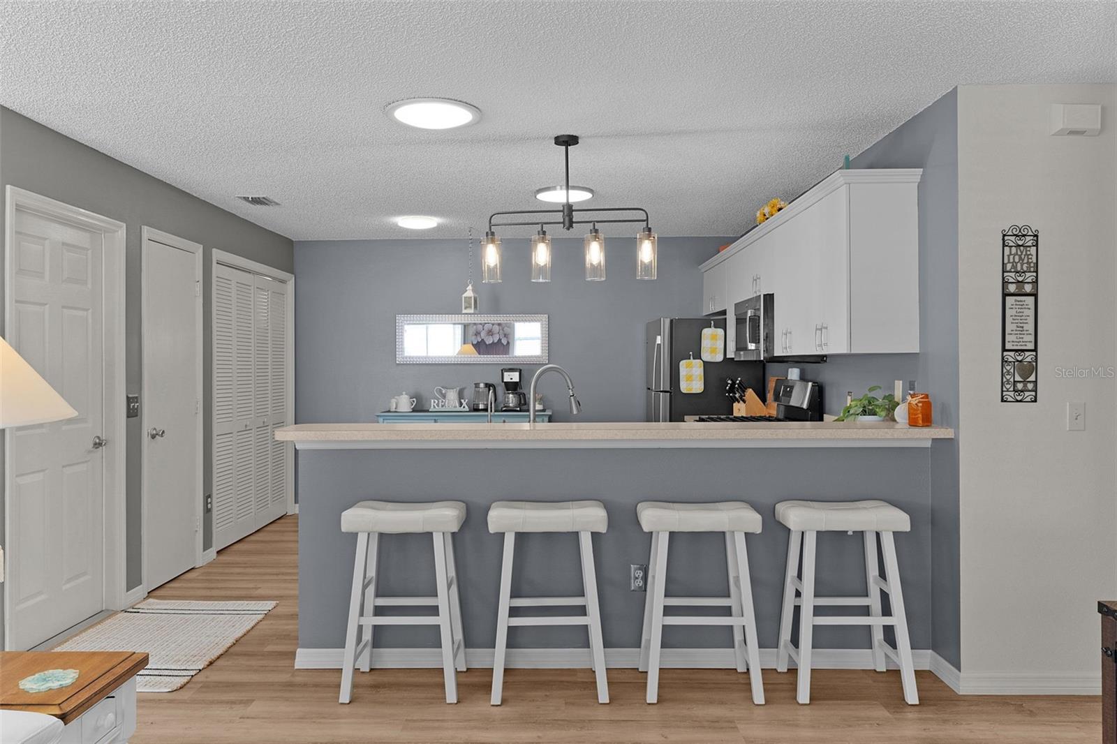 Image 14 of 44 For 2063 Thornton Terrace