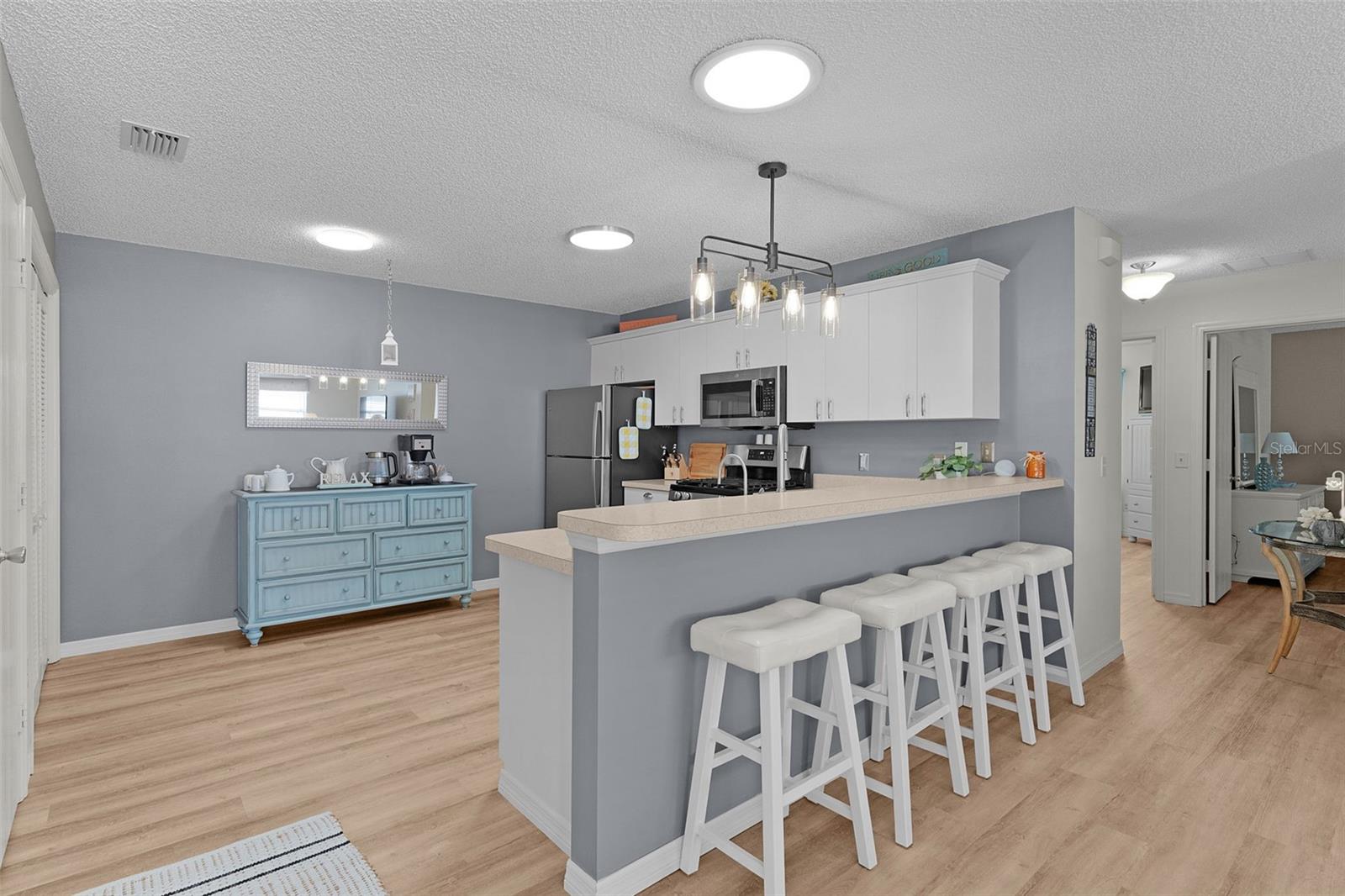 Image 16 of 44 For 2063 Thornton Terrace