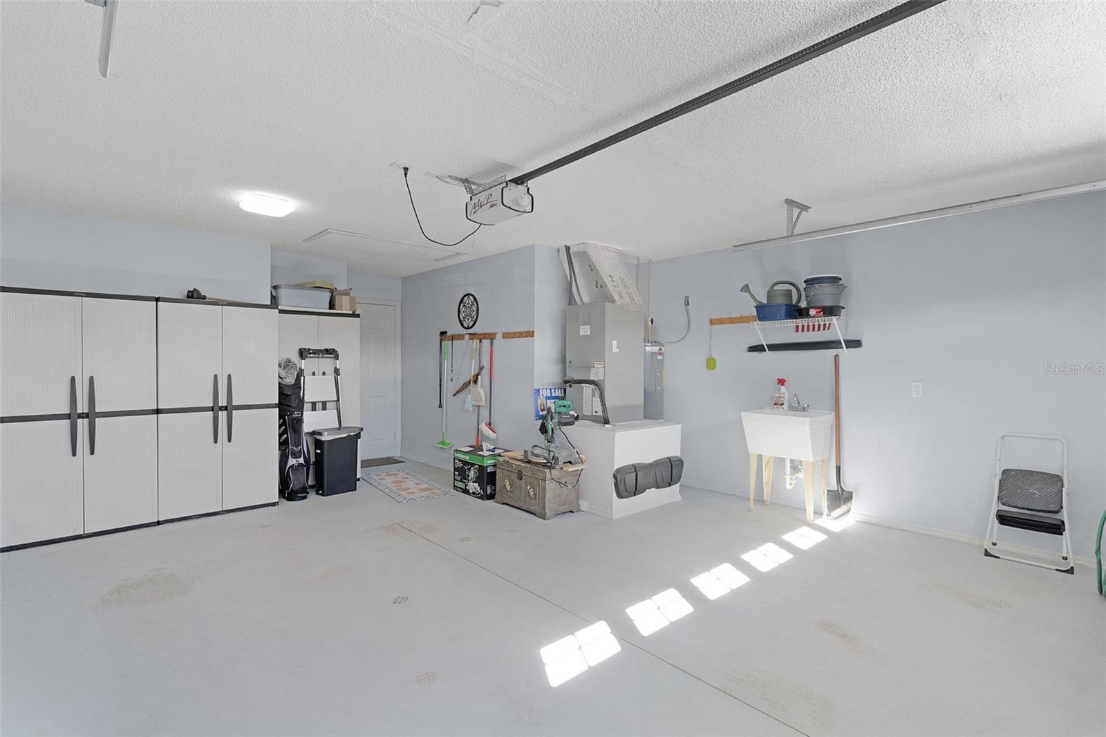 Image 34 of 44 For 2063 Thornton Terrace