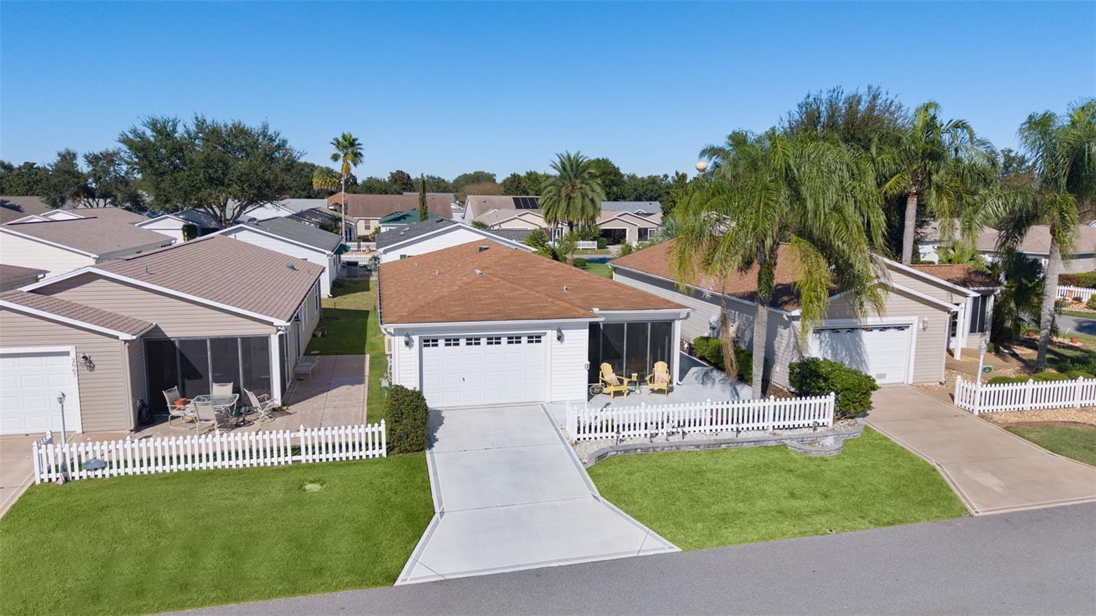 Image 37 of 44 For 2063 Thornton Terrace