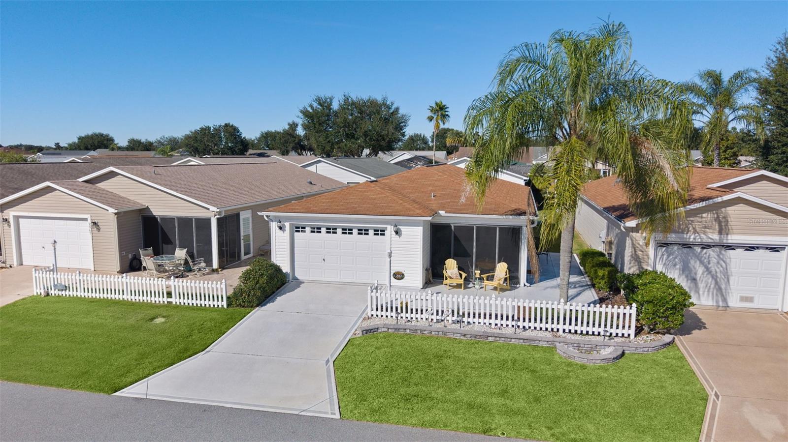 Image 39 of 44 For 2063 Thornton Terrace