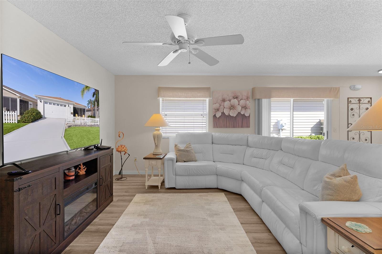 Image 8 of 44 For 2063 Thornton Terrace