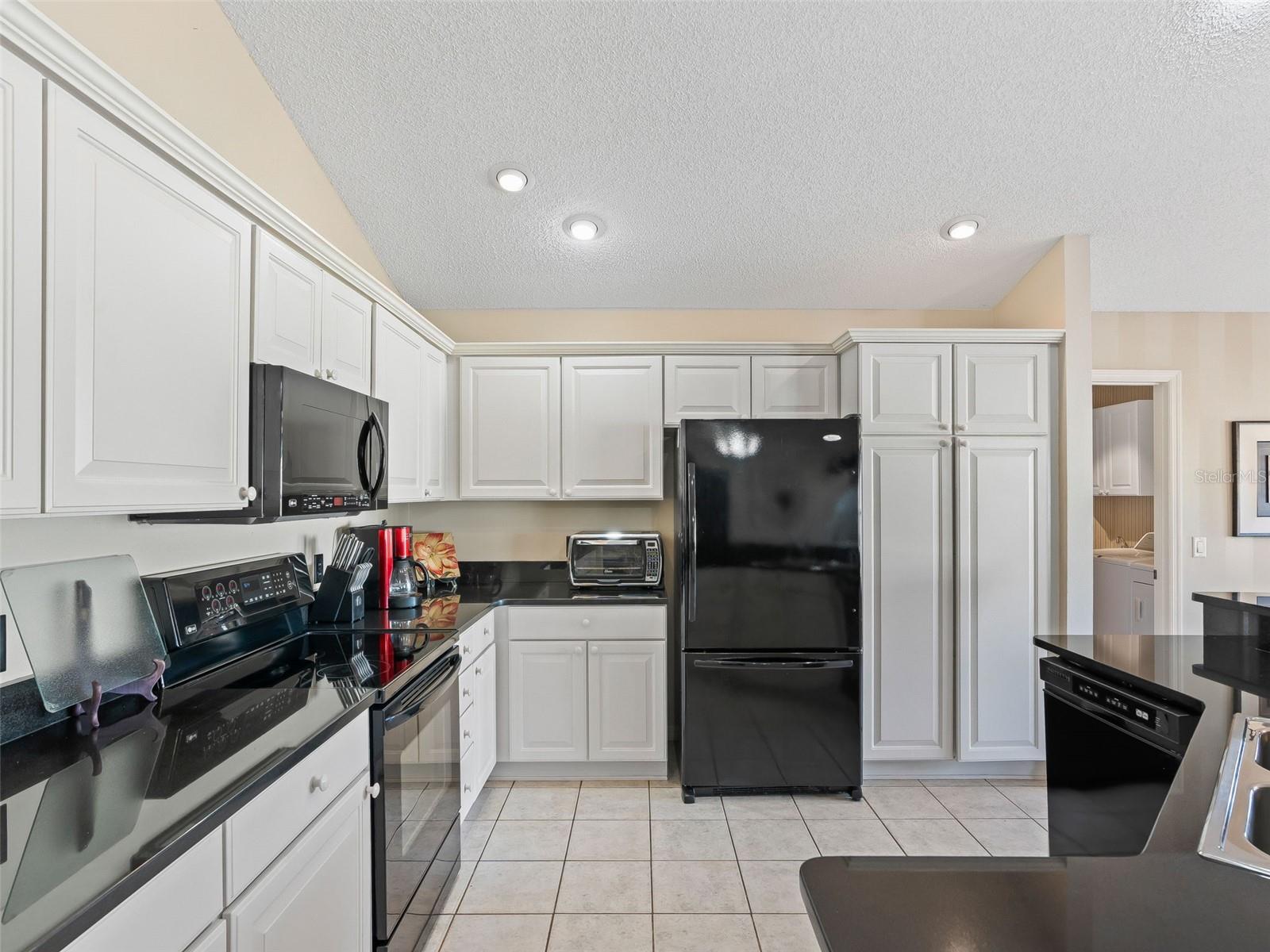 Image 12 of 37 For 2879 Remington Road