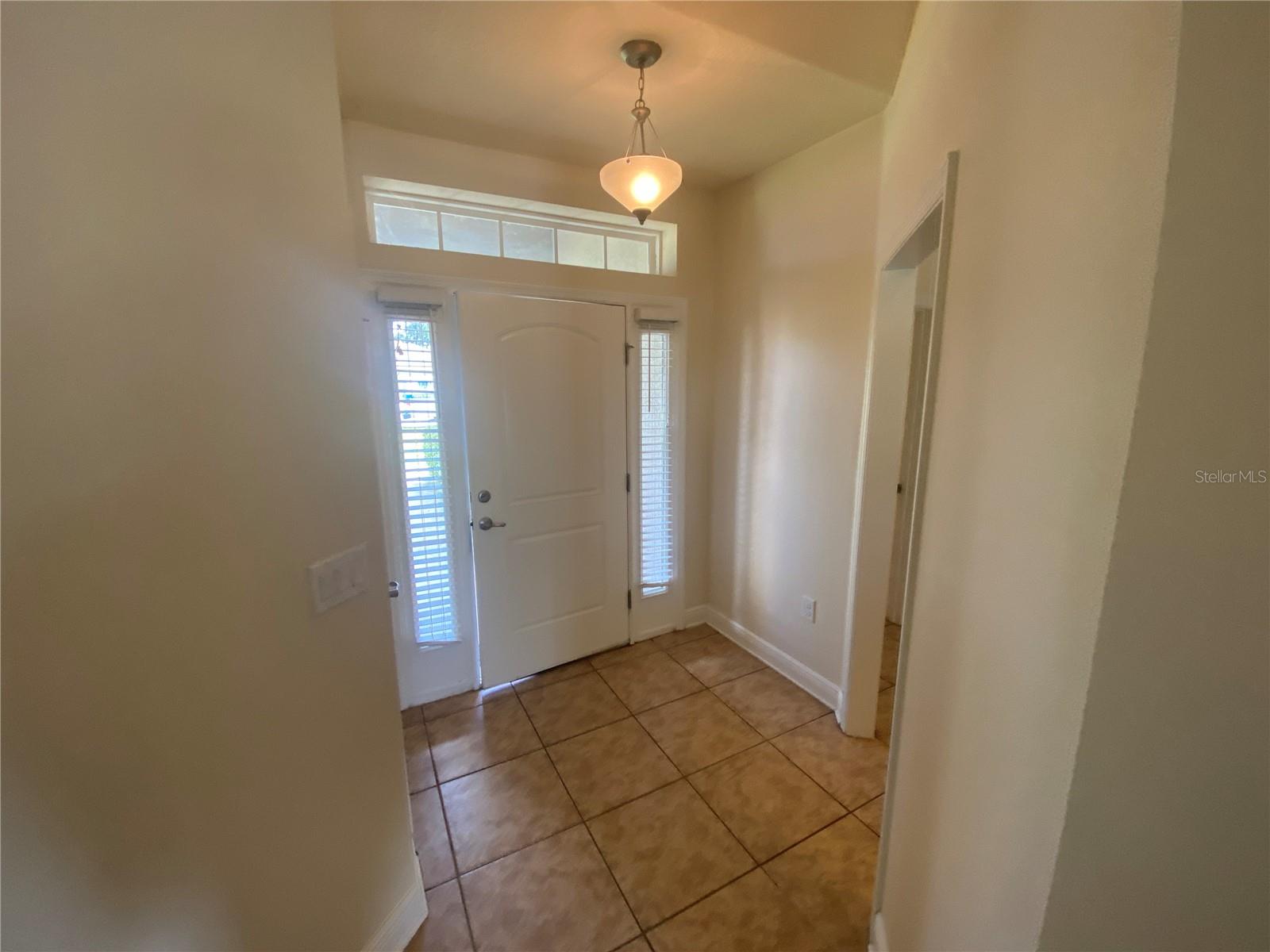 Image 2 of 18 For 2201 Angel Fish Loop