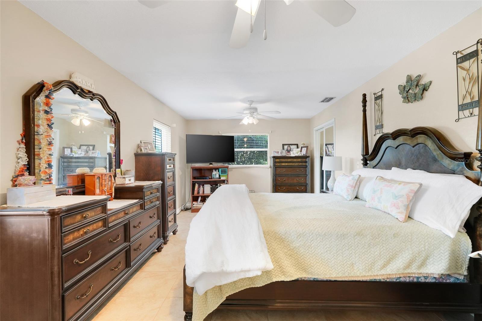 Image 20 of 54 For 495 Carroll Street