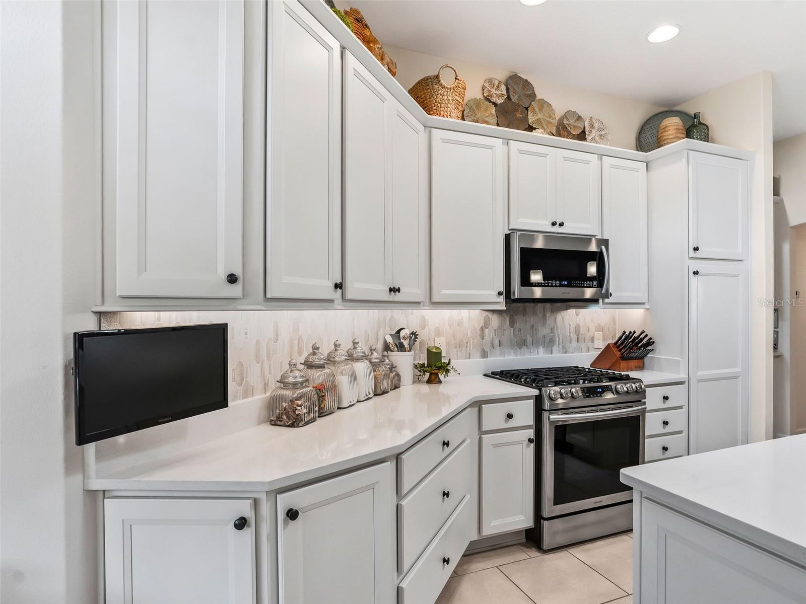 Image 22 of 95 For 1579 Mceldowney Place