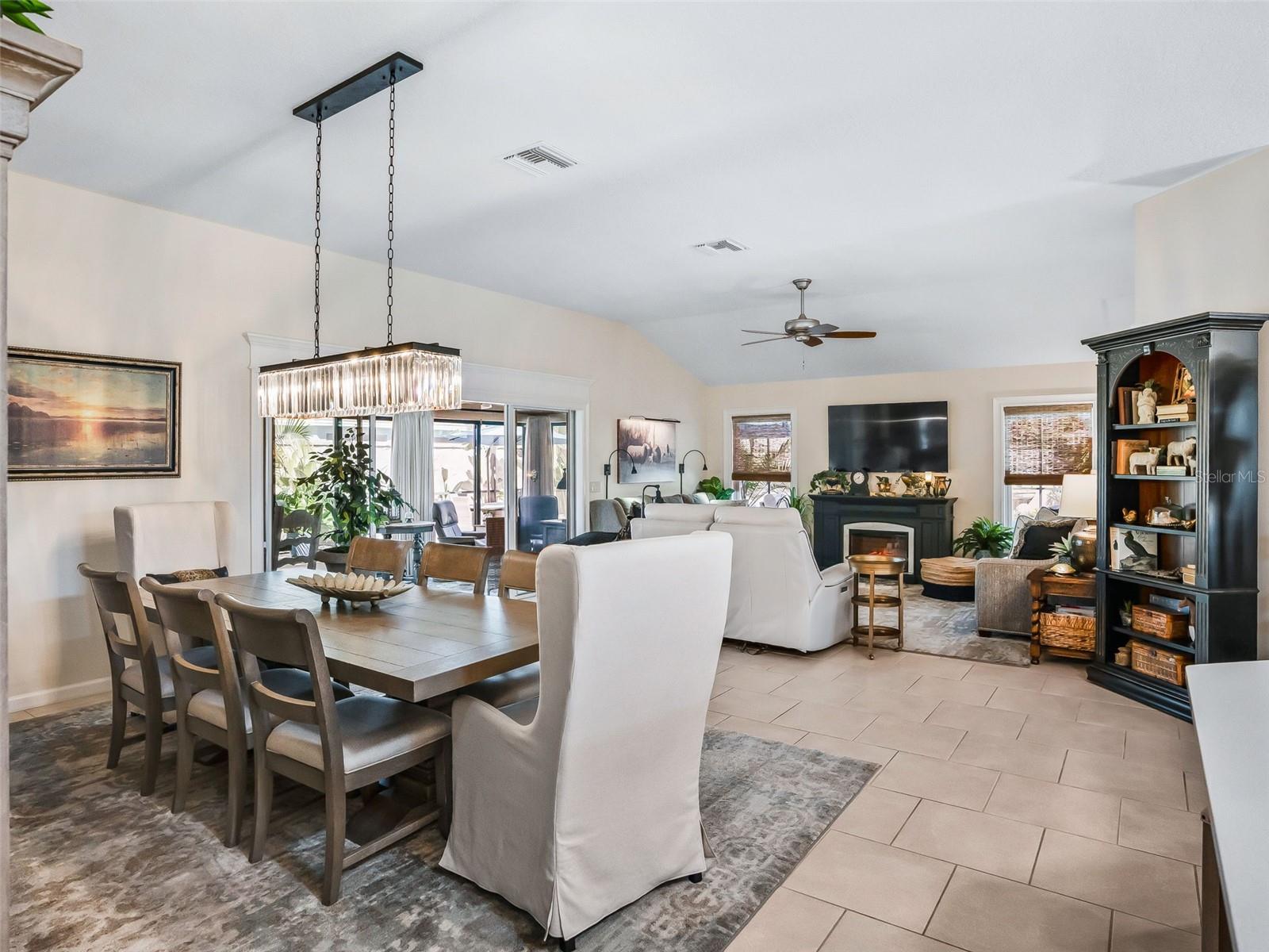 Image 25 of 95 For 1579 Mceldowney Place