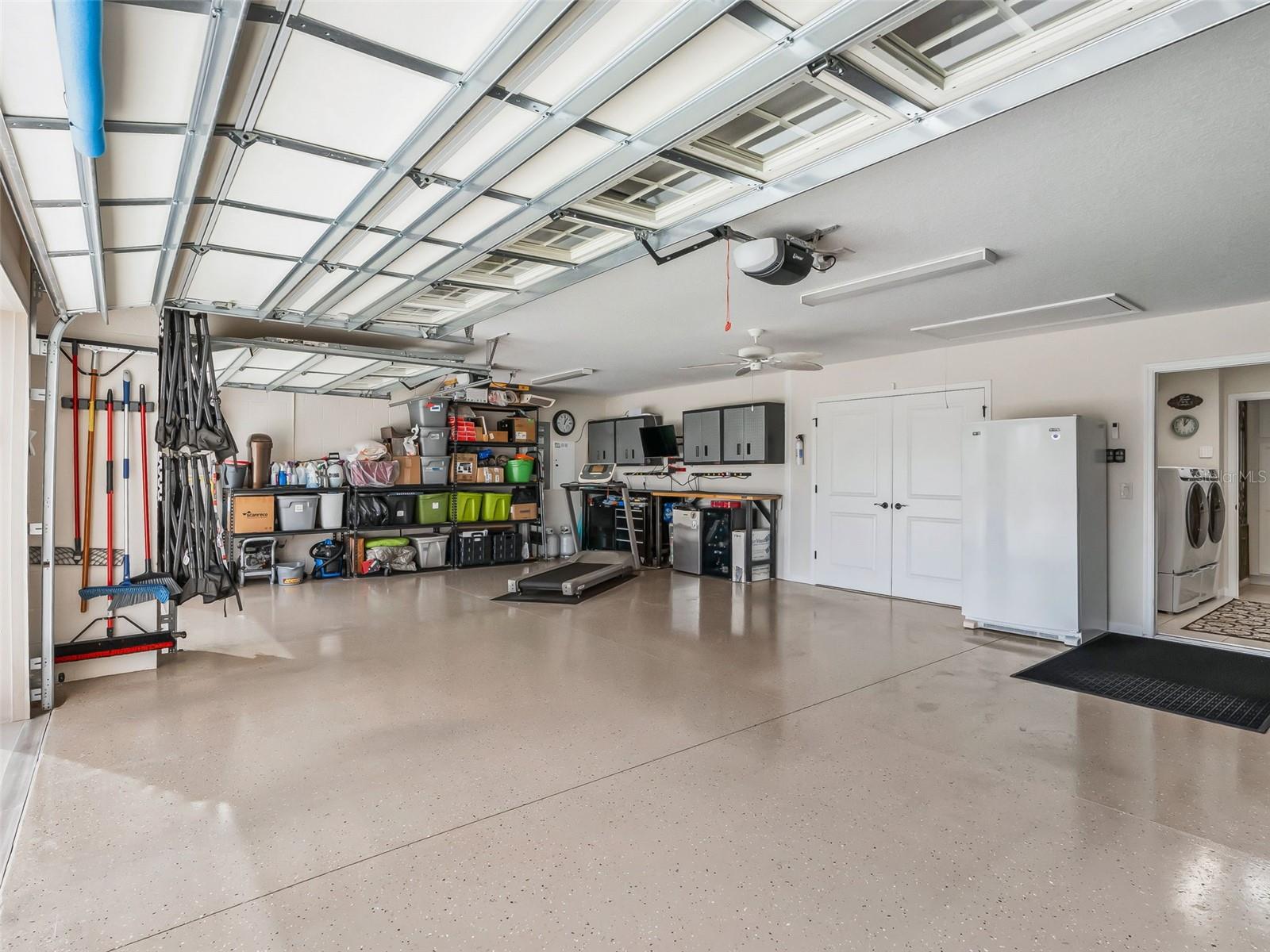 Image 44 of 95 For 1579 Mceldowney Place