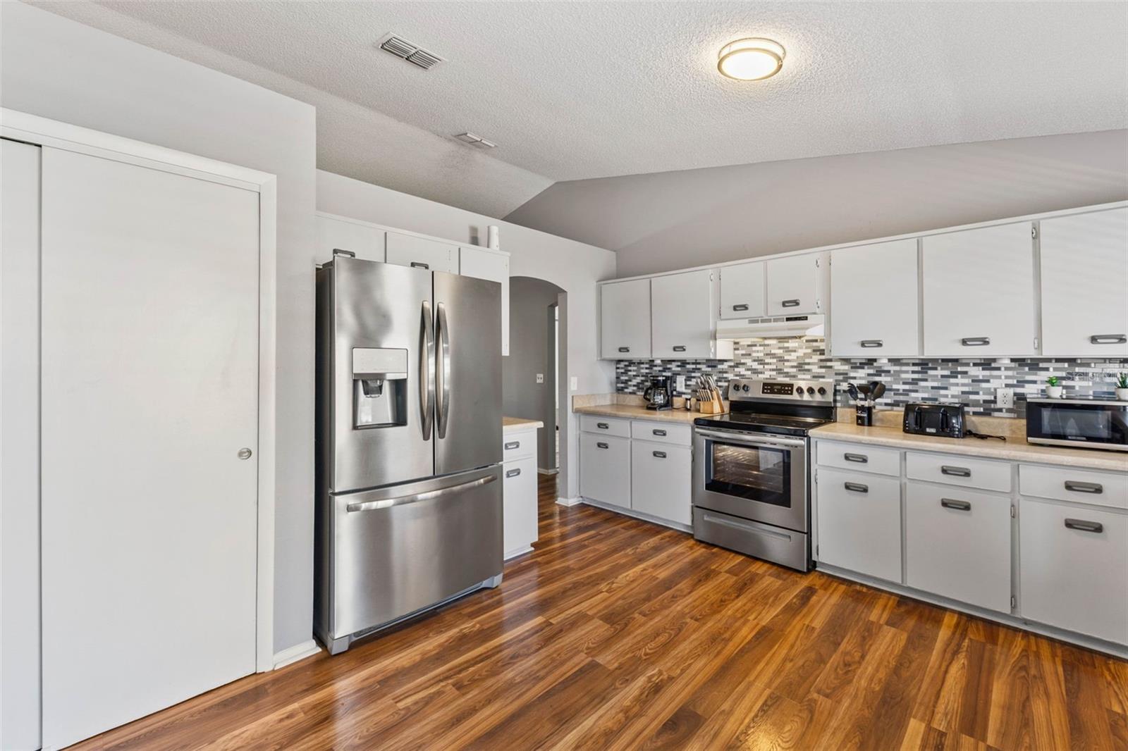 Image 9 of 20 For 7694 Indian Ridge Trail S